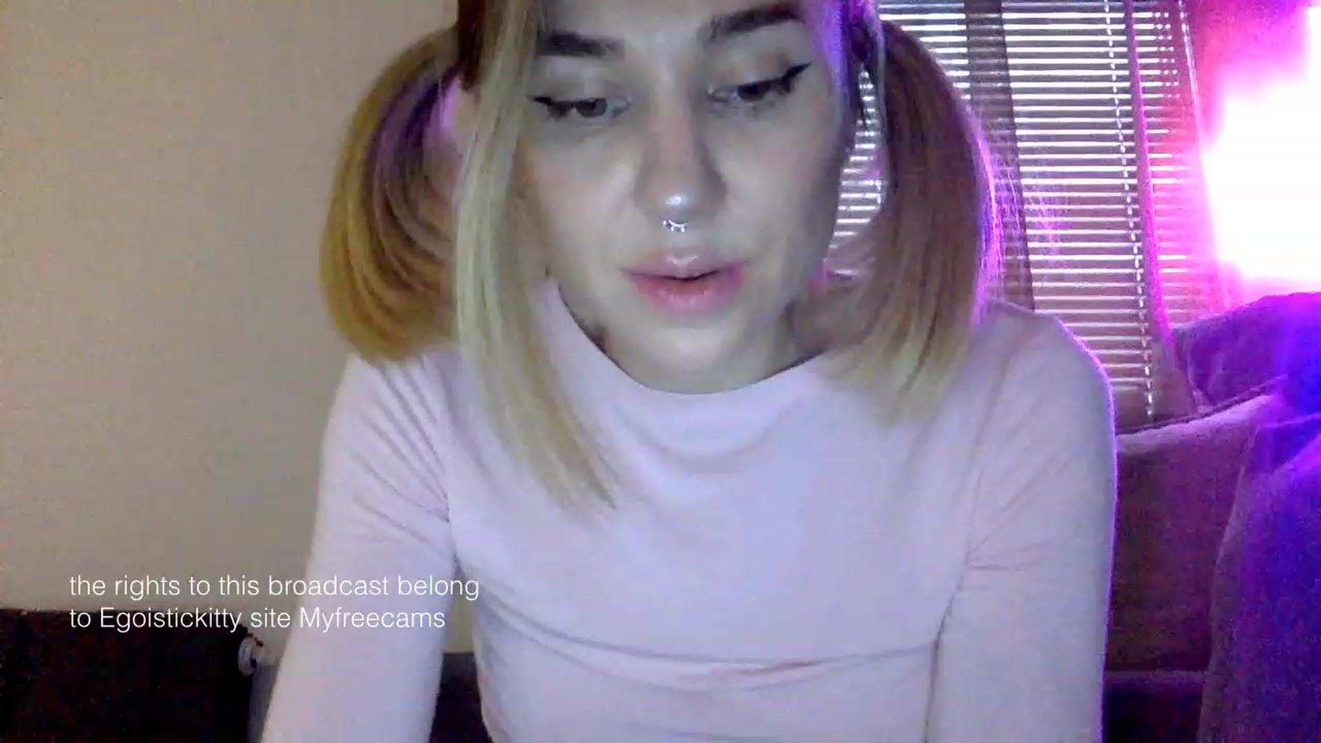 Gallery image thumbnail from EgoisticKitty's myfreecams stream on, 01/26/2024, 10:40 image 14 of 20