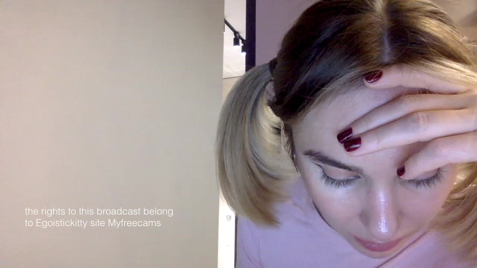 Gallery image thumbnail from EgoisticKitty's myfreecams stream on, 01/26/2024, 12:44 image 17 of 20