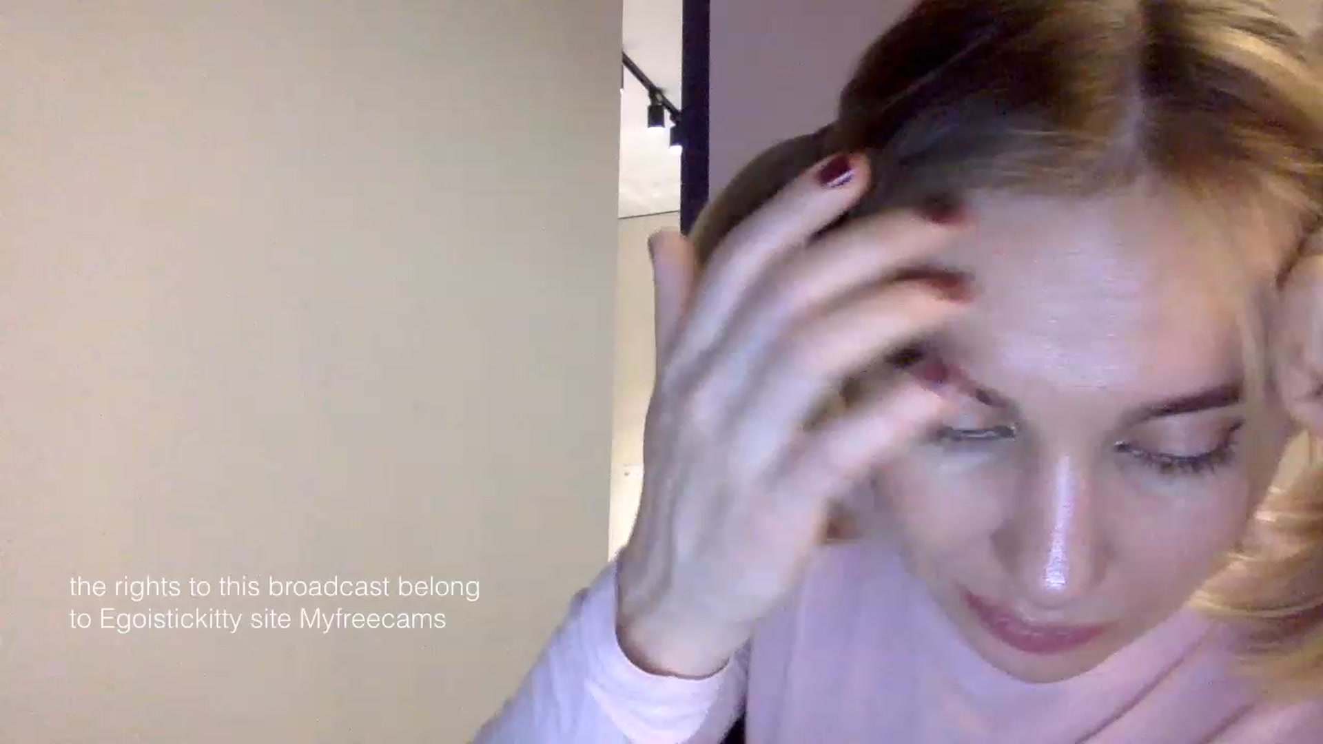 Gallery image thumbnail from EgoisticKitty's myfreecams stream on, 01/26/2024, 12:44 image 14 of 20