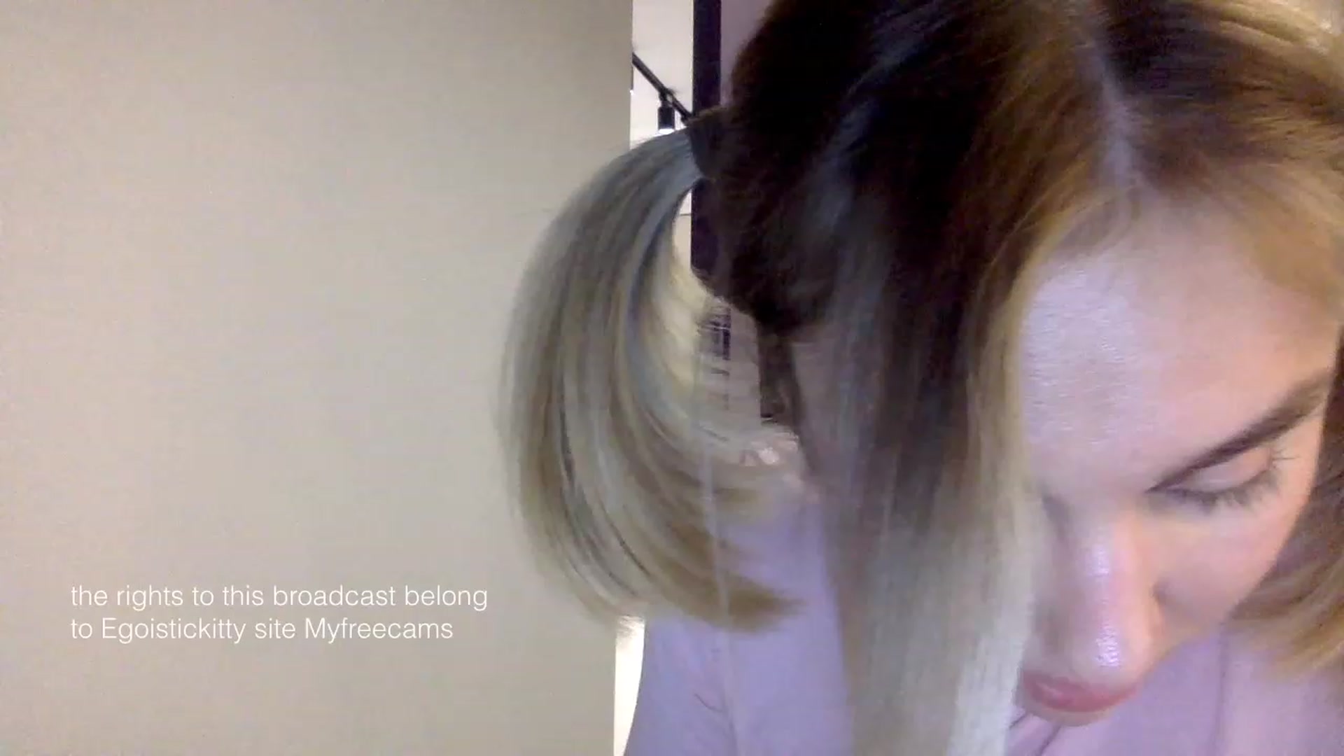 Gallery image thumbnail from EgoisticKitty's myfreecams stream on, 01/26/2024, 12:44 image 12 of 20
