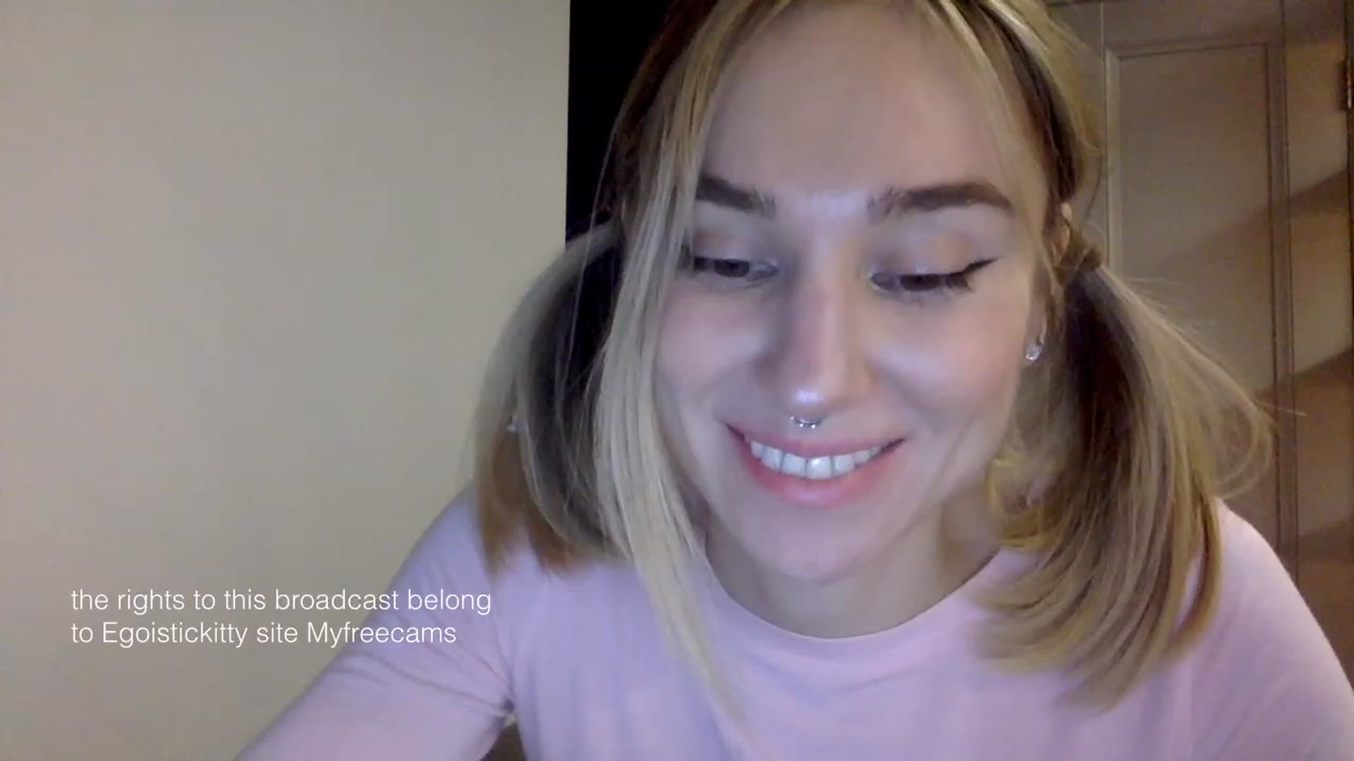Gallery image thumbnail from EgoisticKitty's myfreecams stream on, 01/27/2024, 11:06 image 19 of 20
