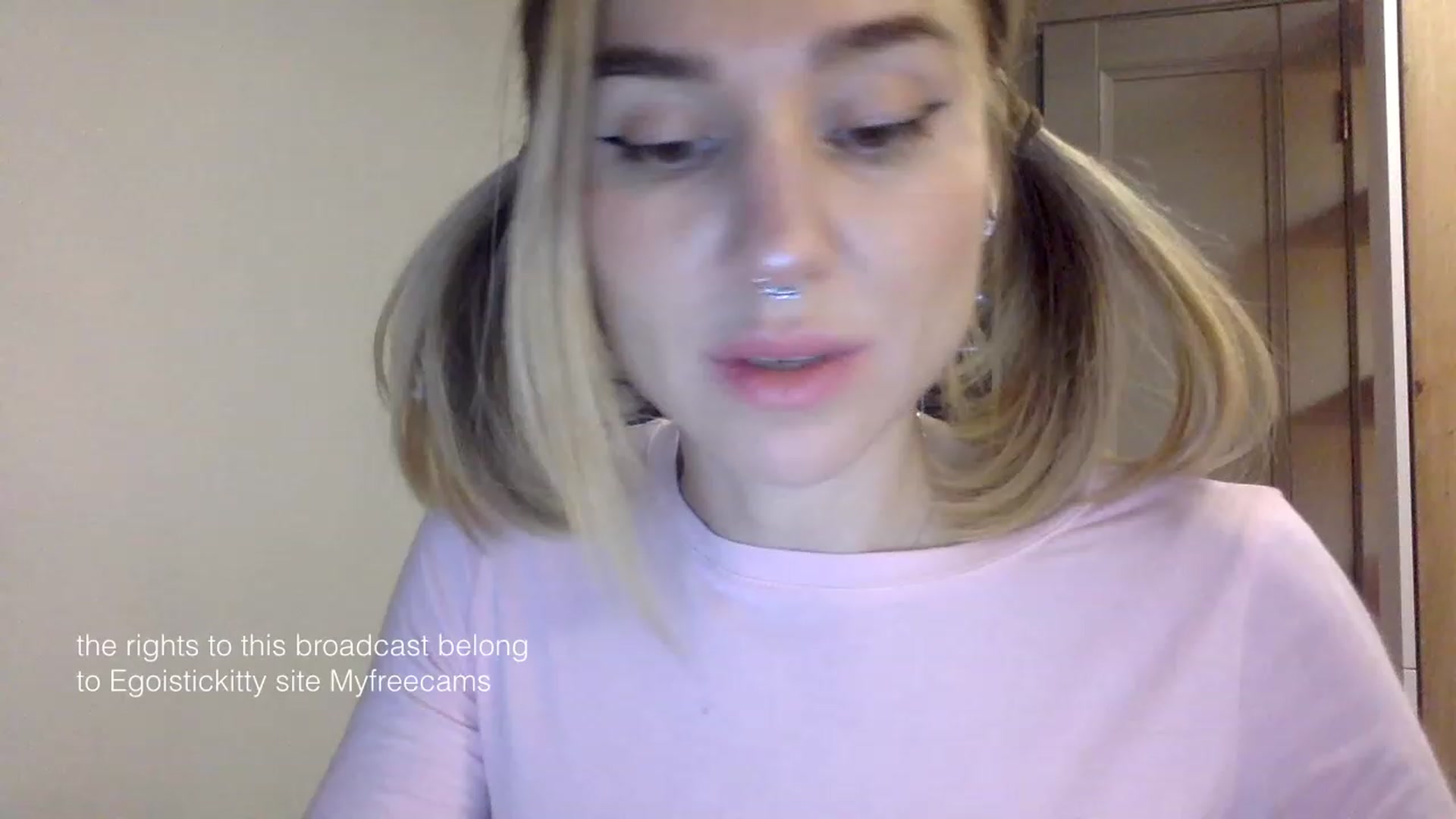 Gallery image thumbnail from EgoisticKitty's myfreecams stream on, 01/27/2024, 11:06 image 13 of 20