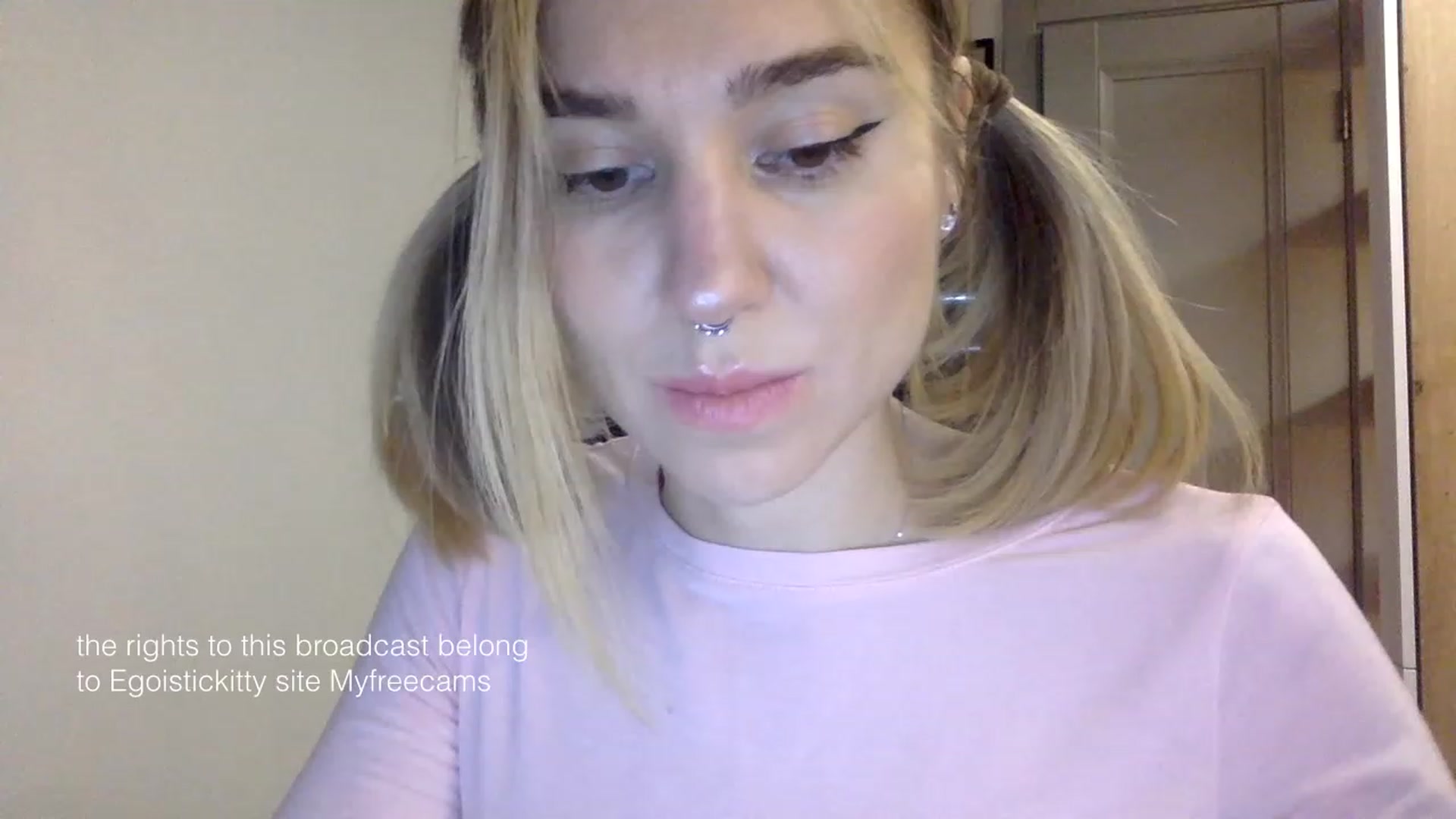 Gallery image thumbnail from EgoisticKitty's myfreecams stream on, 01/27/2024, 11:06 image 11 of 20