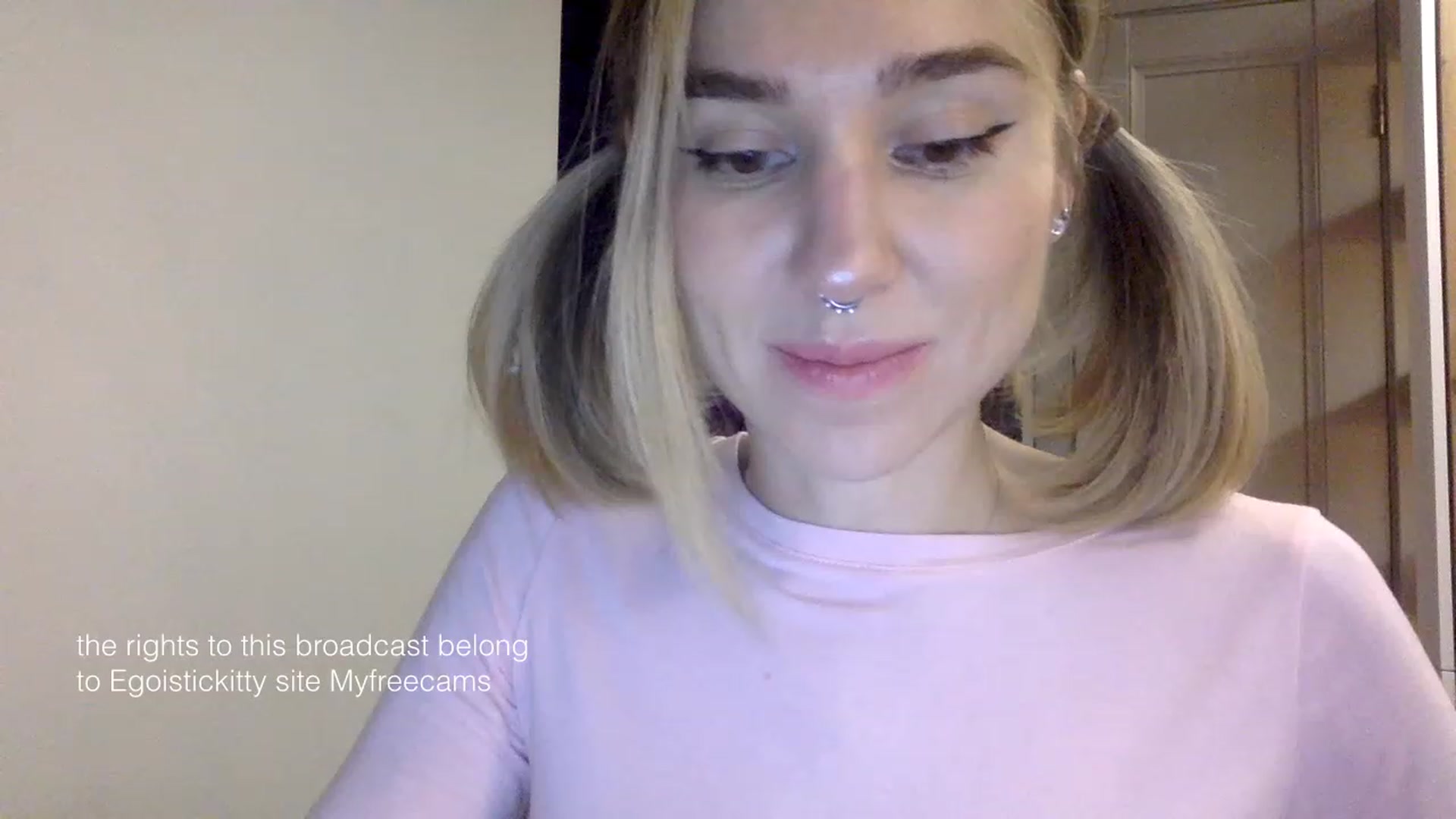 Gallery image thumbnail from EgoisticKitty's myfreecams stream on, 01/27/2024, 11:06 image 15 of 20