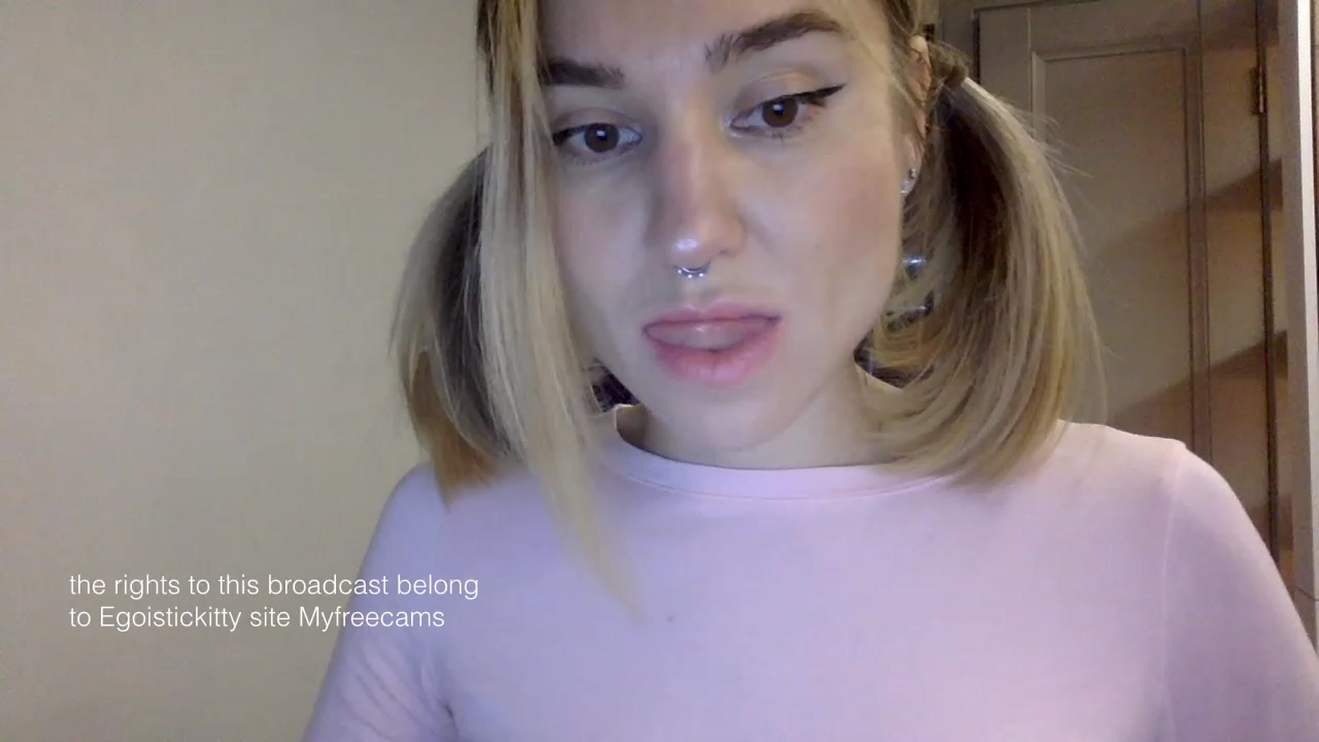 Gallery image thumbnail from EgoisticKitty's myfreecams stream on, 01/27/2024, 11:06 image 17 of 20