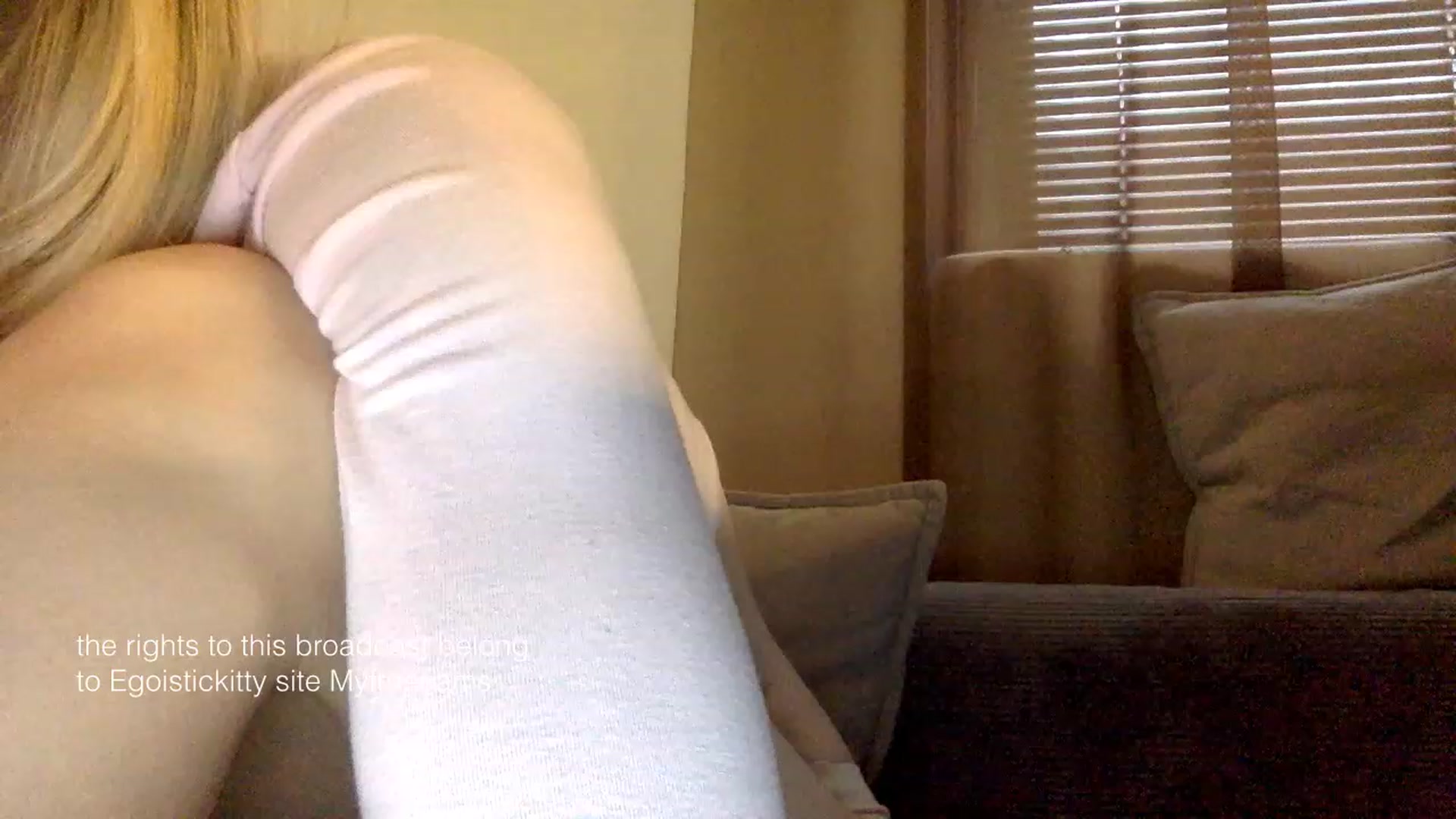 Gallery image thumbnail from EgoisticKitty's myfreecams stream on, 01/29/2024, 08:02 image 4 of 20