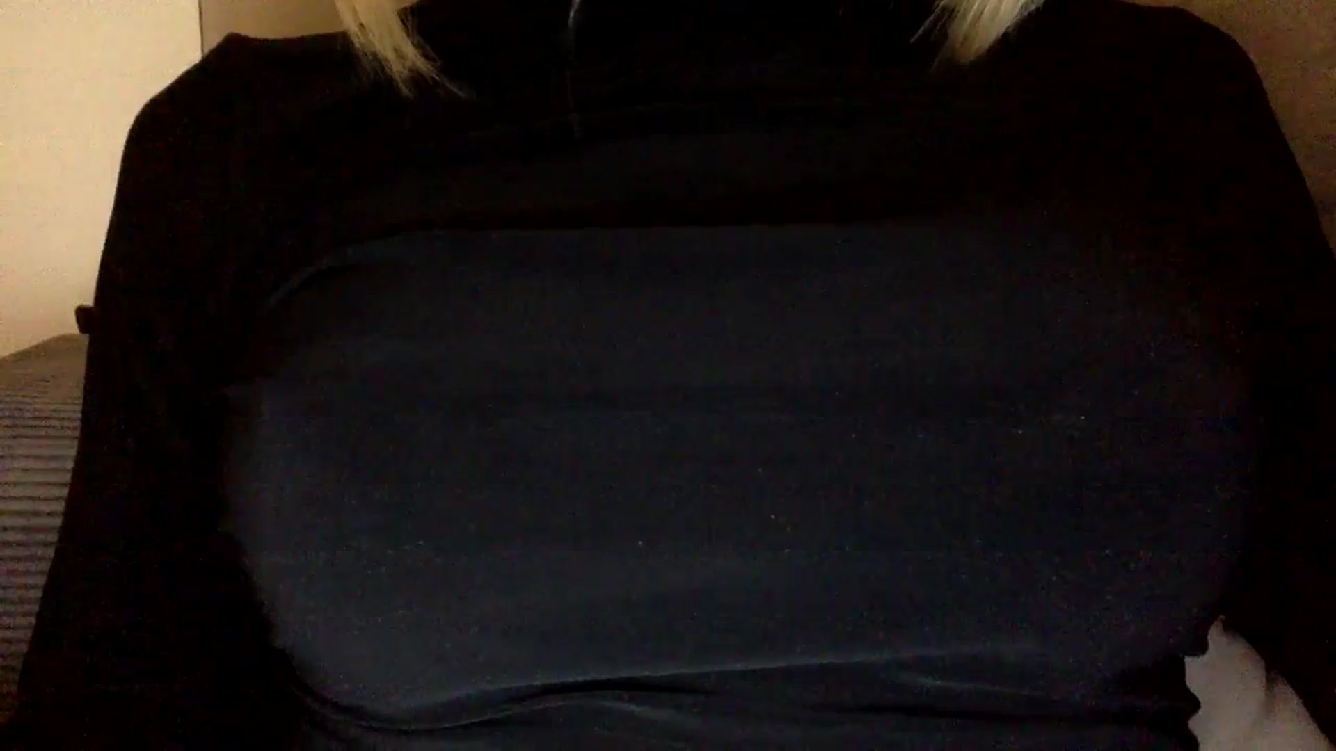Gallery image thumbnail from EgoisticKitty's myfreecams stream on, 02/05/2024, 15:19 image 2 of 20