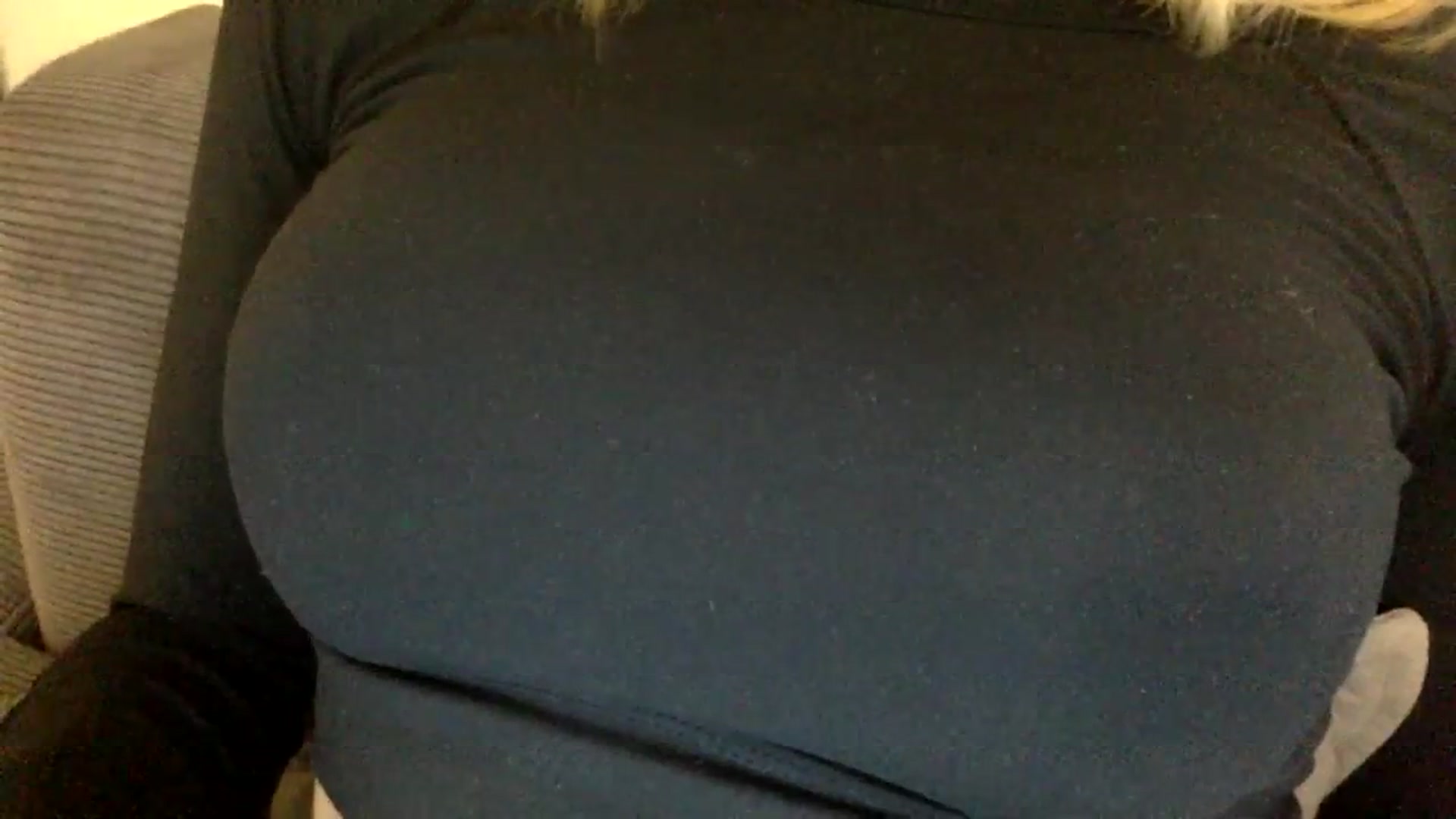 Gallery image thumbnail from EgoisticKitty's myfreecams stream on, 02/09/2024, 12:23 image 14 of 20