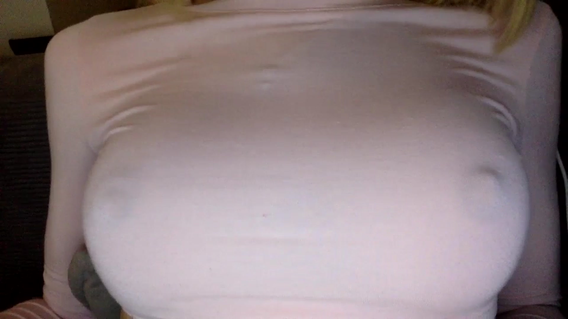 Gallery image thumbnail from EgoisticKitty's myfreecams stream on, 02/12/2024, 08:59 image 3 of 20