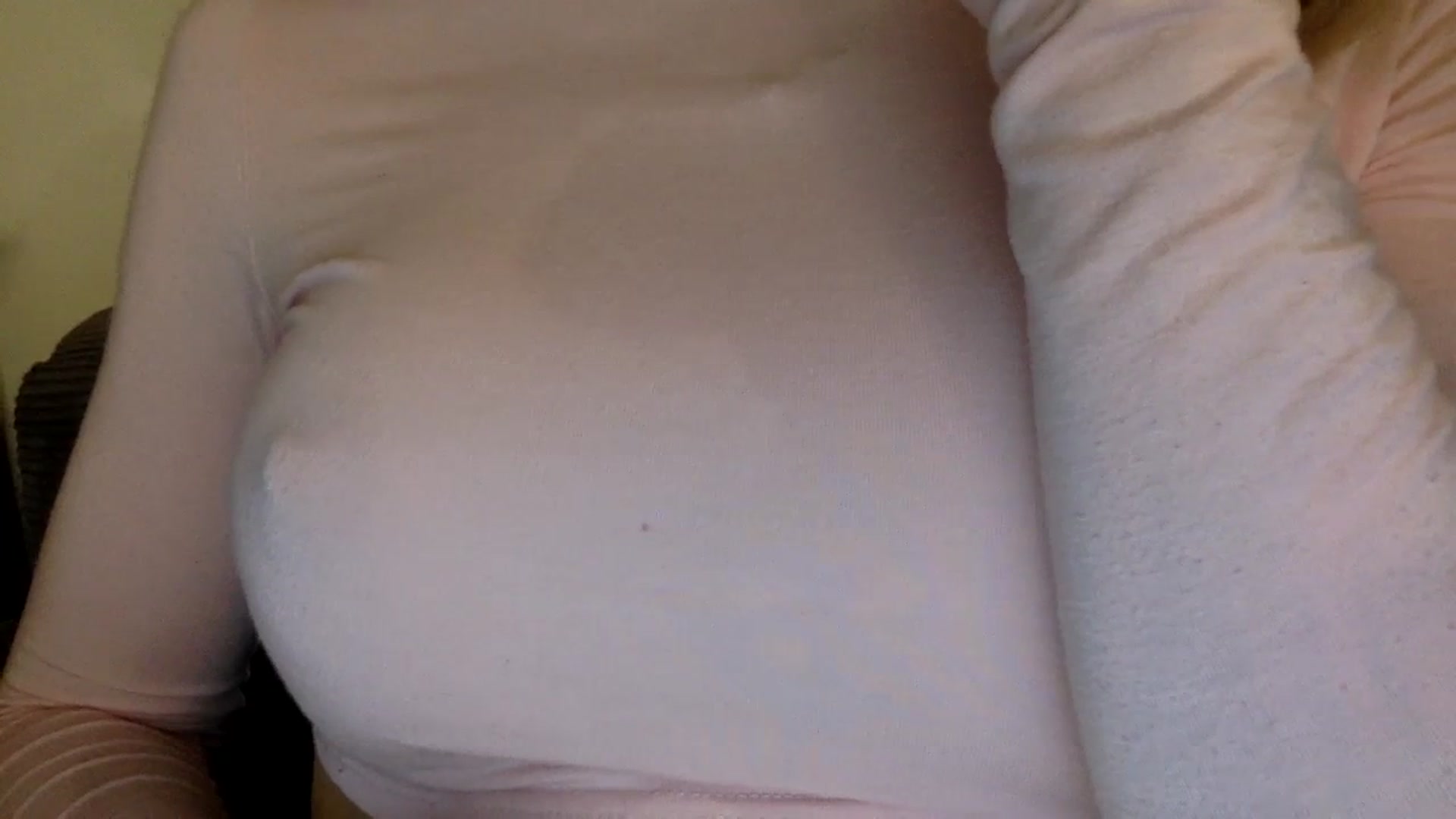 Gallery image thumbnail from EgoisticKitty's myfreecams stream on, 02/13/2024, 17:32 image 5 of 20