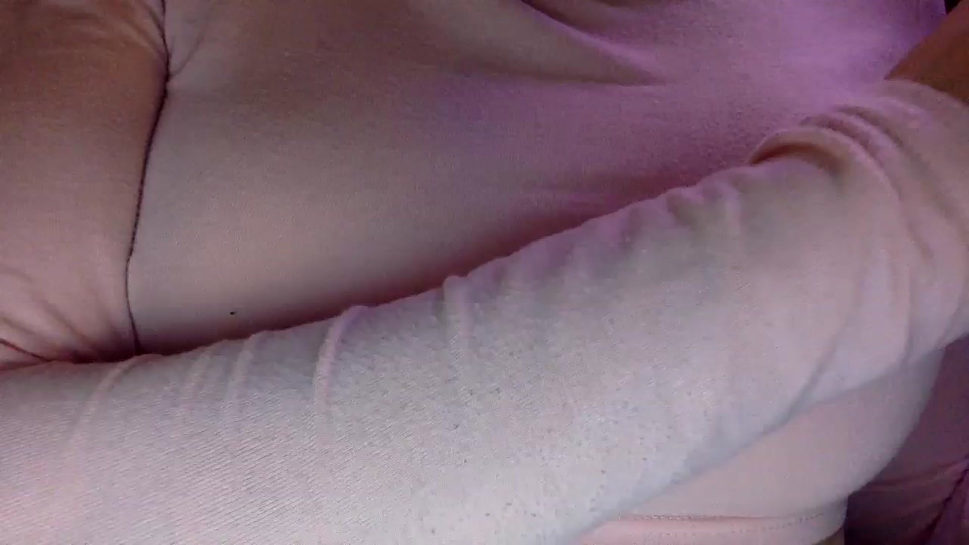 Gallery image thumbnail from EgoisticKitty's myfreecams stream on, 02/19/2024, 10:26 image 5 of 20