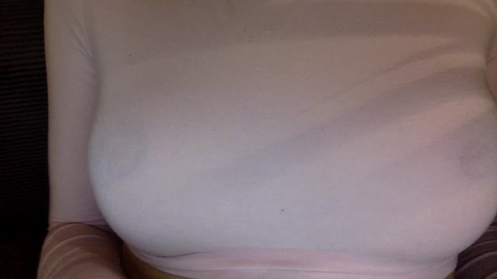 Gallery image thumbnail from EgoisticKitty's myfreecams stream on, 02/27/2024, 19:42 image 12 of 20