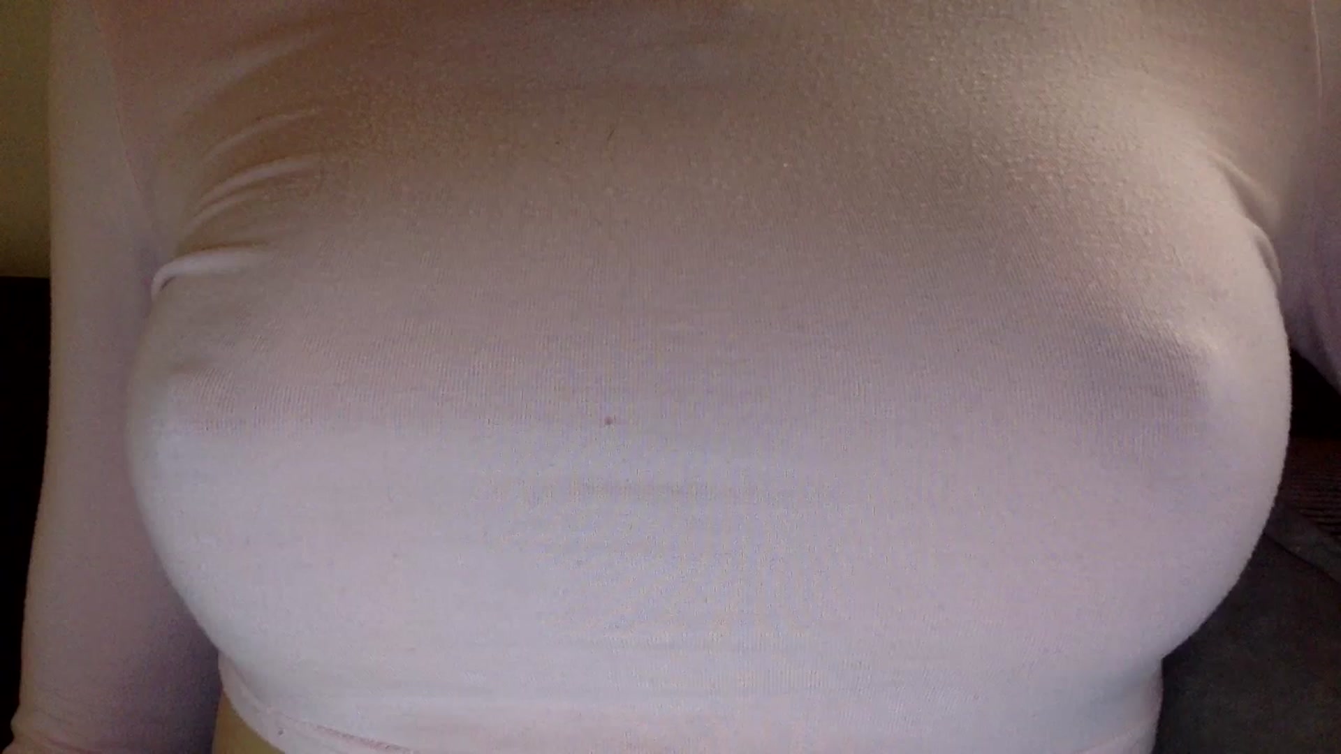 Gallery image thumbnail from EgoisticKitty's myfreecams stream on, 02/28/2024, 08:37 image 14 of 20