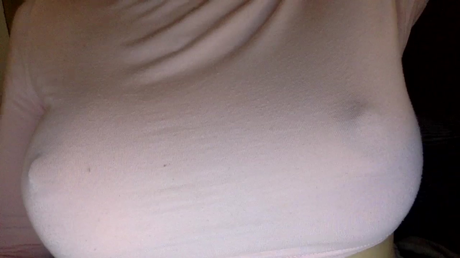 Gallery image thumbnail from EgoisticKitty's myfreecams stream on, 03/01/2024, 11:25 image 18 of 20