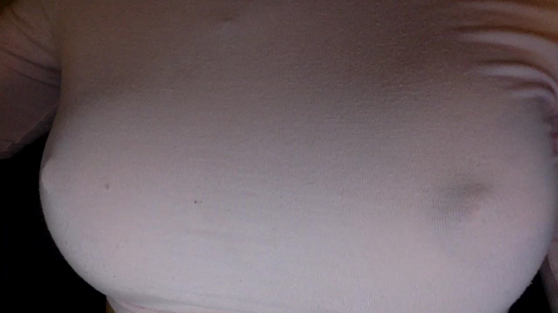 Gallery image thumbnail from EgoisticKitty's myfreecams stream on, 03/01/2024, 11:25 image 3 of 20
