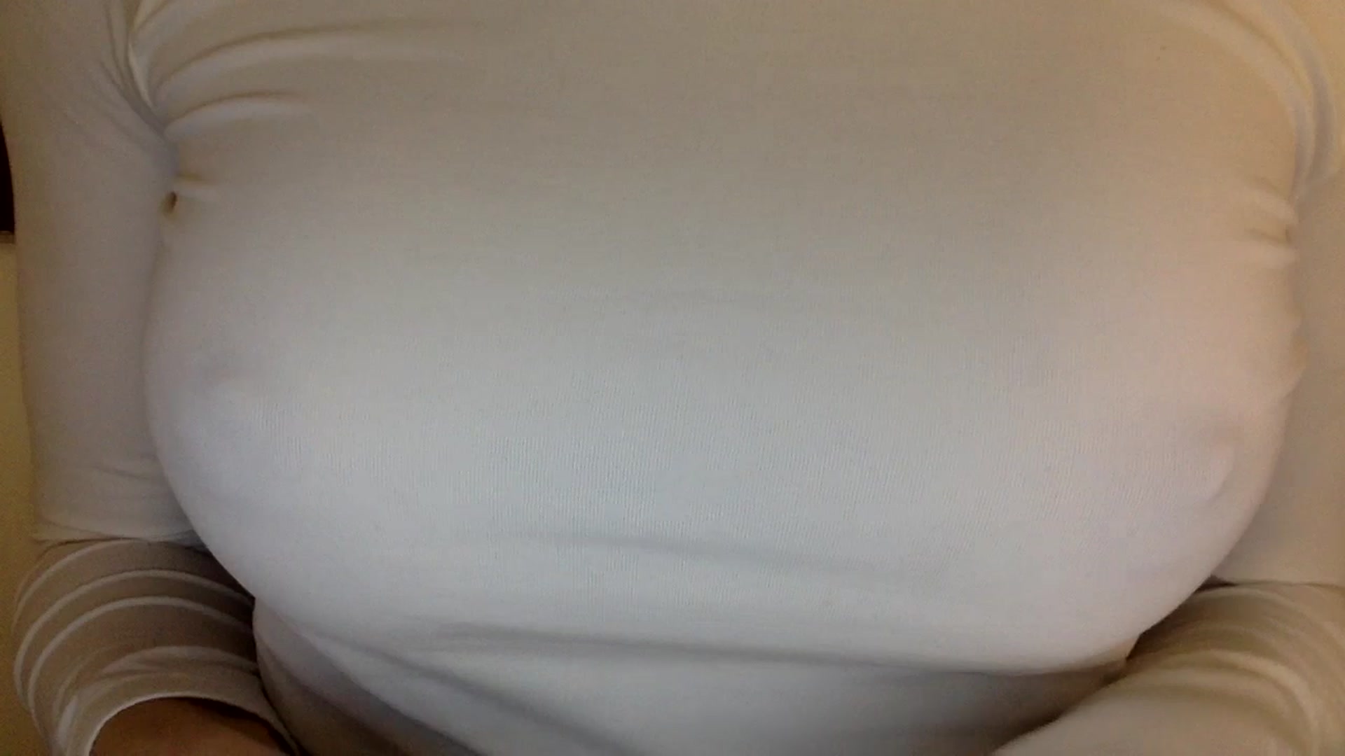 Gallery image thumbnail from EgoisticKitty's myfreecams stream on, 03/11/2024, 16:02 image 16 of 20