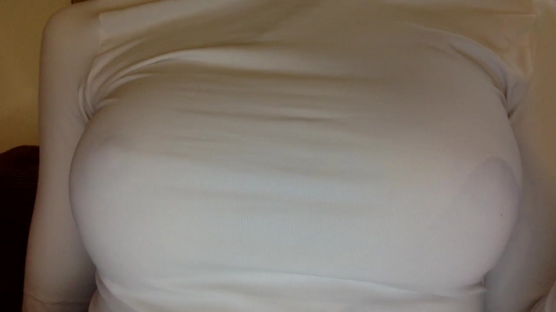 Gallery image thumbnail from EgoisticKitty's myfreecams stream on, 03/15/2024, 11:40 image 3 of 20
