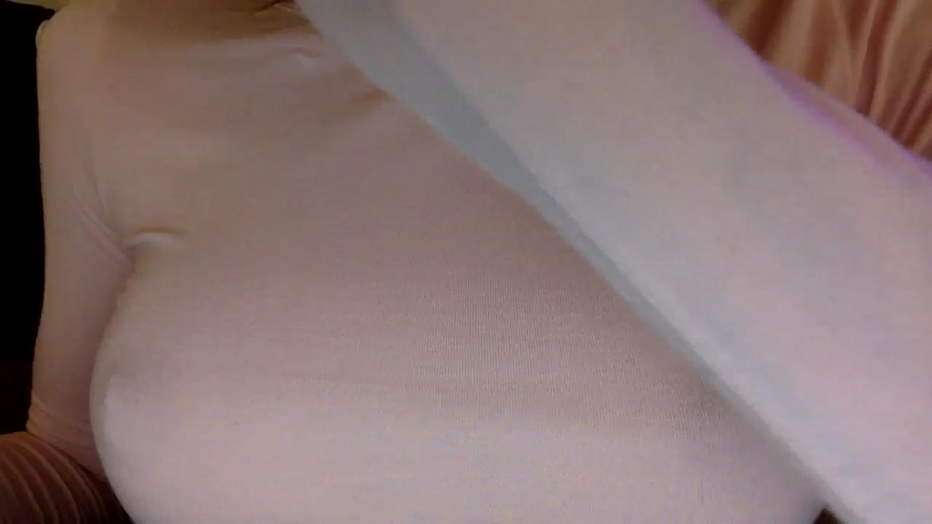 Gallery image thumbnail from EgoisticKitty's myfreecams stream on, 03/16/2024, 13:26 image 17 of 20