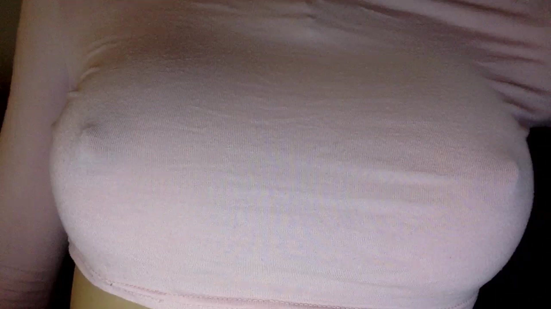 Gallery image thumbnail from EgoisticKitty's myfreecams stream on, 03/17/2024, 11:29 image 5 of 20