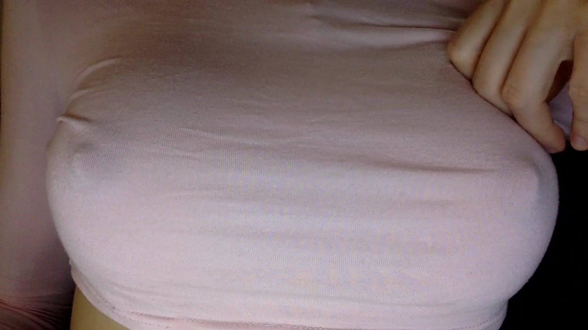 Gallery image thumbnail from EgoisticKitty's myfreecams stream on, 03/17/2024, 11:29 image 7 of 20