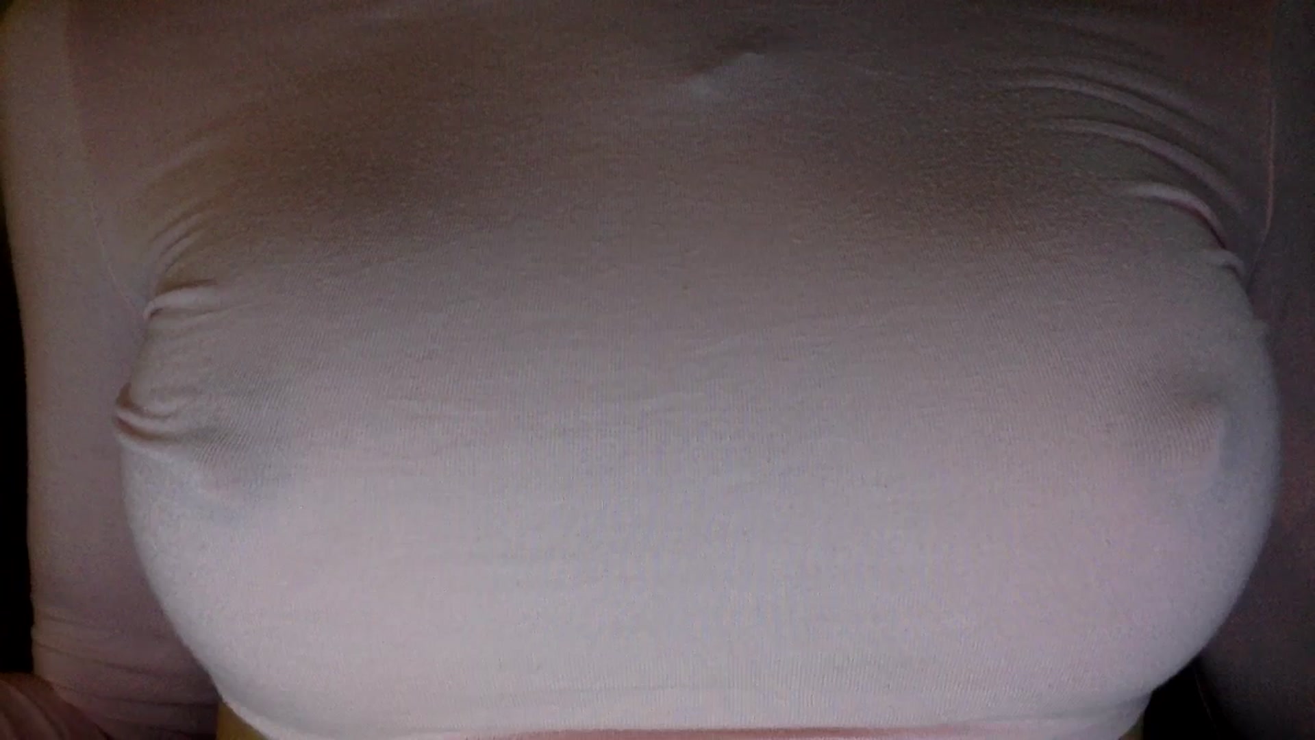Gallery image thumbnail from EgoisticKitty's myfreecams stream on, 03/17/2024, 11:29 image 17 of 20