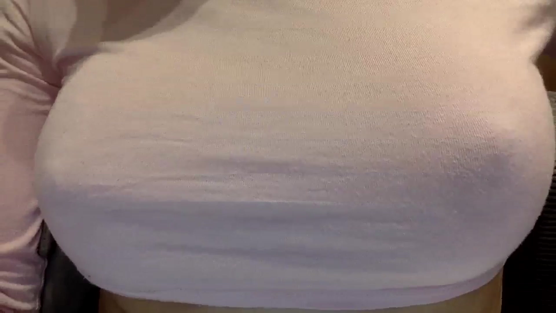 Gallery image thumbnail from EgoisticKitty's myfreecams stream on, 03/17/2024, 15:13 image 20 of 20