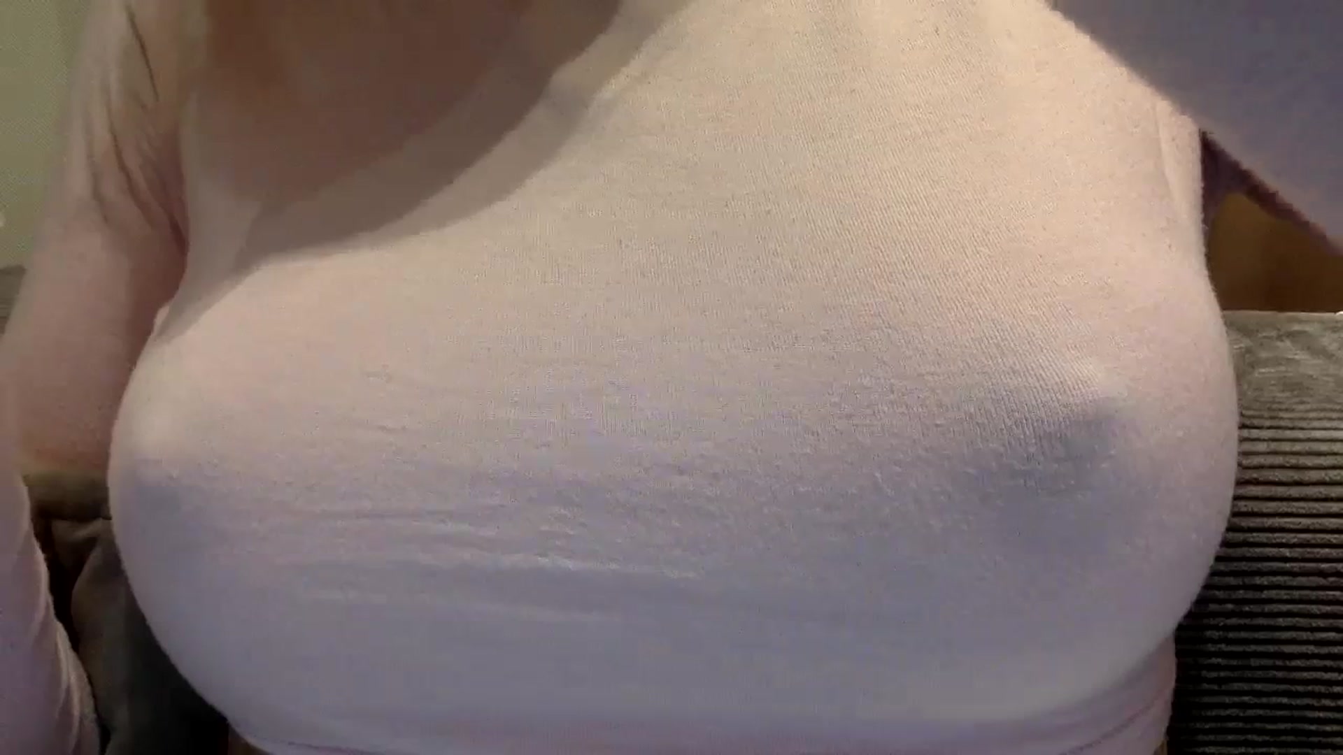 Gallery image thumbnail from EgoisticKitty's myfreecams stream on, 03/17/2024, 15:13 image 5 of 20
