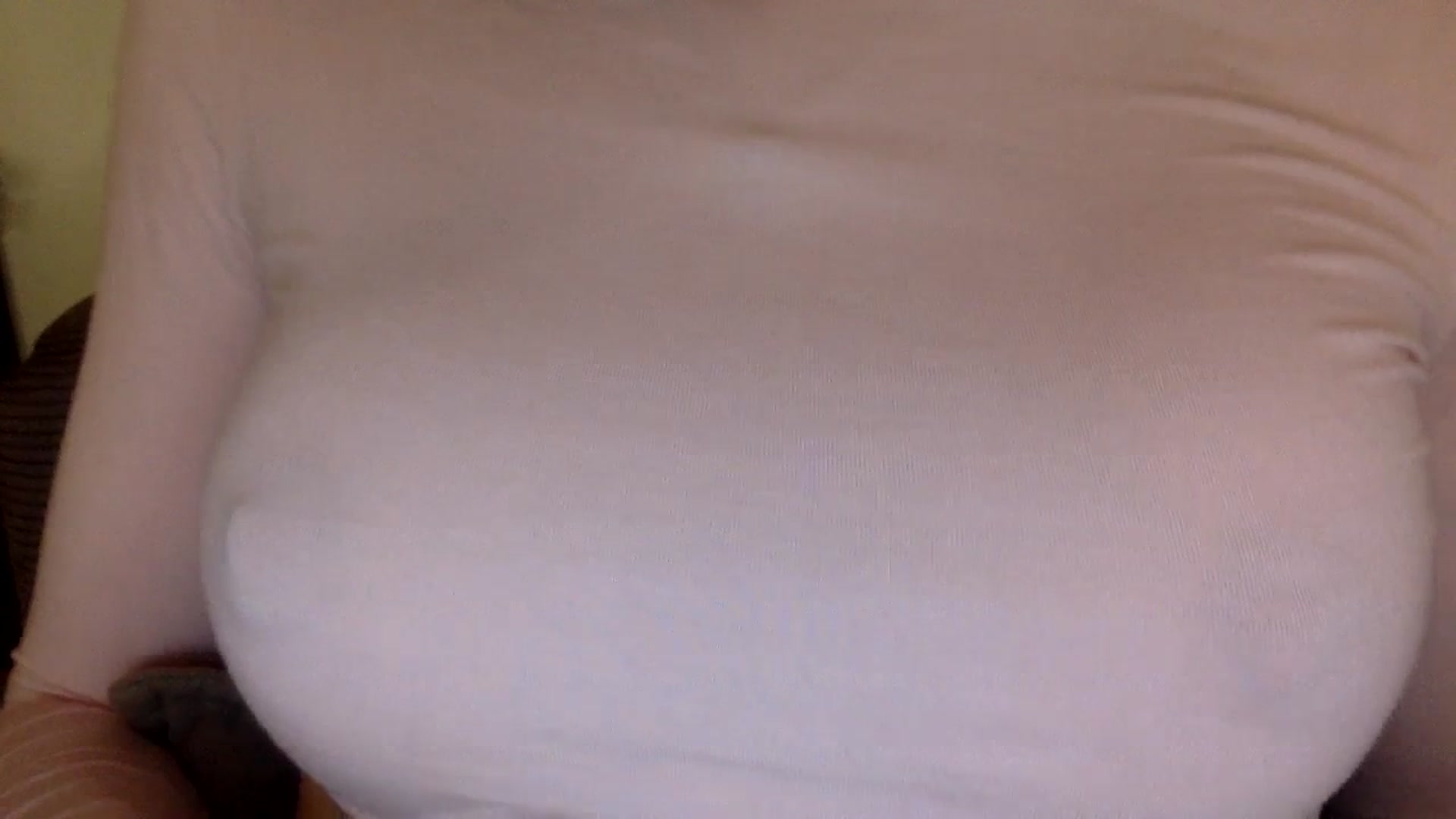 Gallery image thumbnail from EgoisticKitty's myfreecams stream on, 03/19/2024, 14:54 image 3 of 20