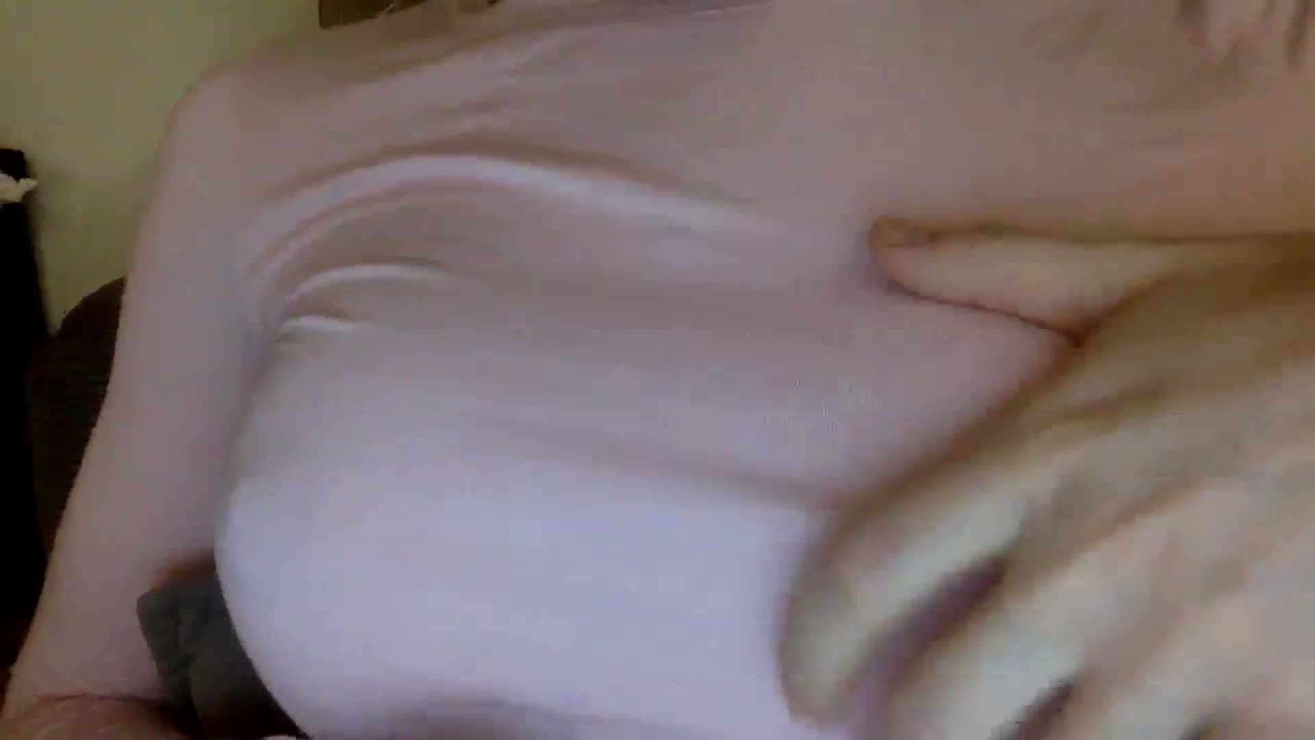 Gallery image thumbnail from EgoisticKitty's myfreecams stream on, 03/19/2024, 14:54 image 13 of 20