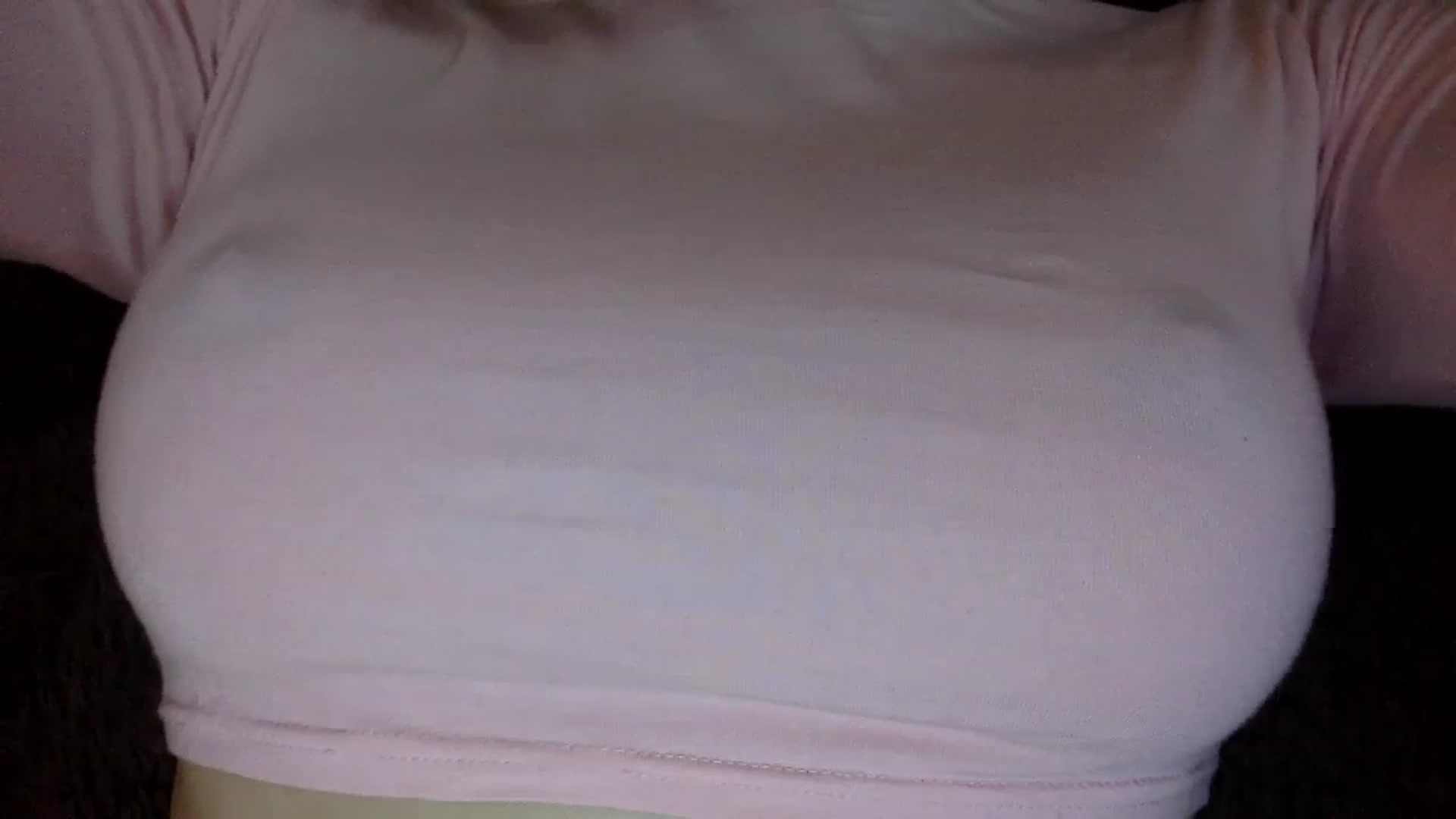 Gallery image thumbnail from EgoisticKitty's myfreecams stream on, 03/25/2024, 10:24 image 19 of 20