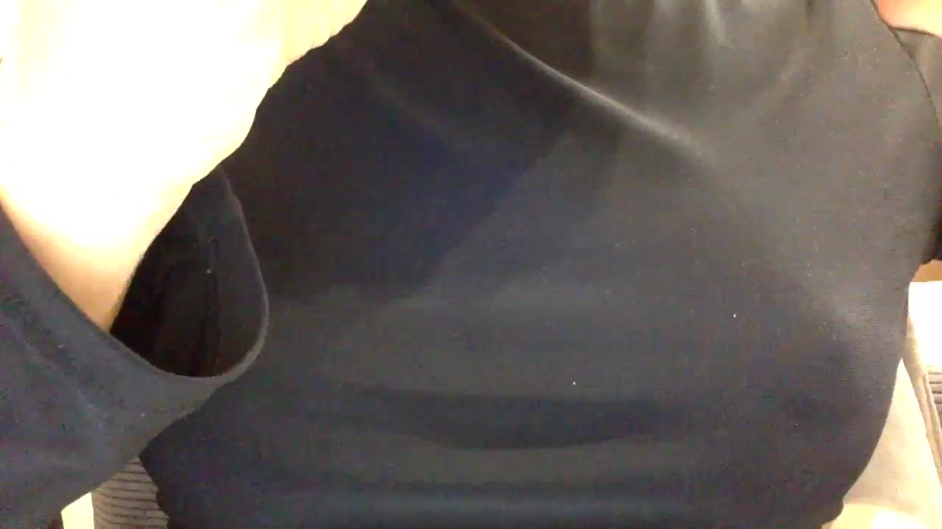 Gallery image thumbnail from EgoisticKitty's myfreecams stream on, 03/28/2024, 08:39 image 14 of 20