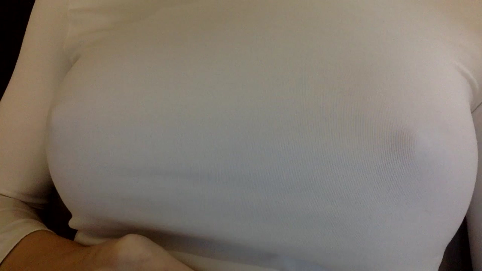 Gallery image thumbnail from EgoisticKitty's myfreecams stream on, 03/30/2024, 12:26 image 12 of 20
