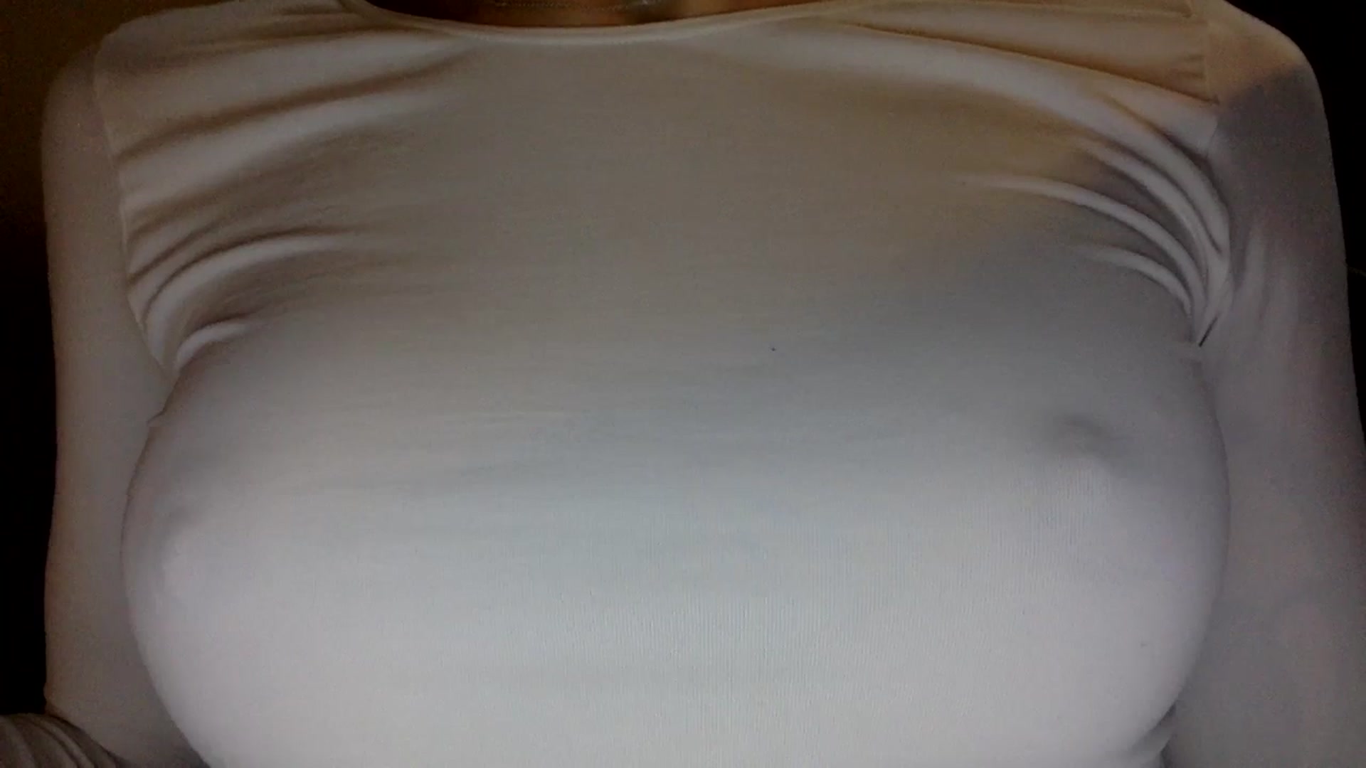 Gallery image thumbnail from EgoisticKitty's myfreecams stream on, 04/01/2024, 12:32 image 5 of 20