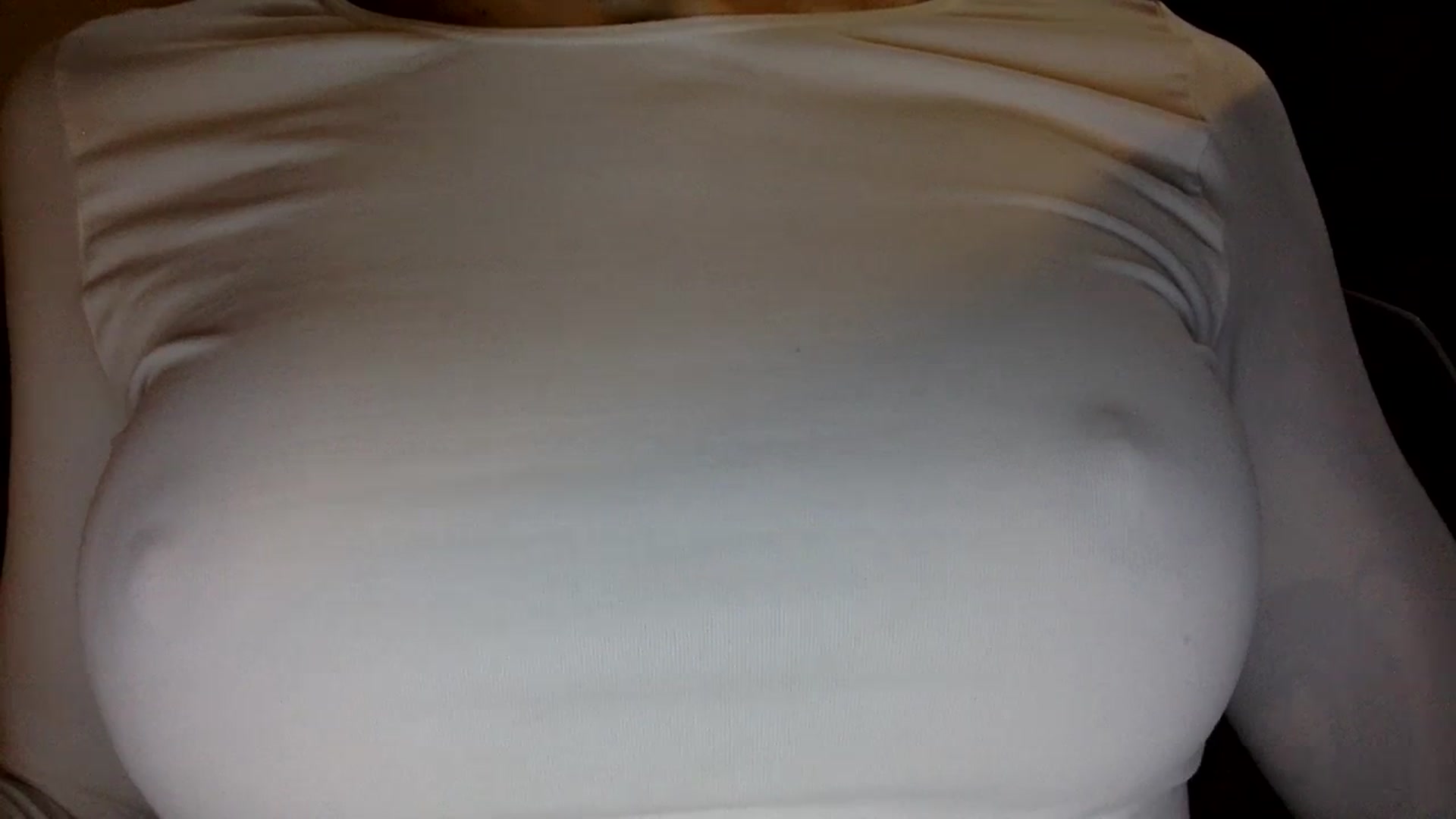 Gallery image thumbnail from EgoisticKitty's myfreecams stream on, 04/01/2024, 12:32 image 3 of 20