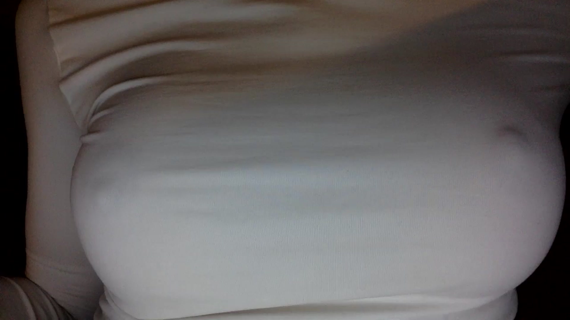 Gallery image thumbnail from EgoisticKitty's myfreecams stream on, 04/01/2024, 12:32 image 18 of 20