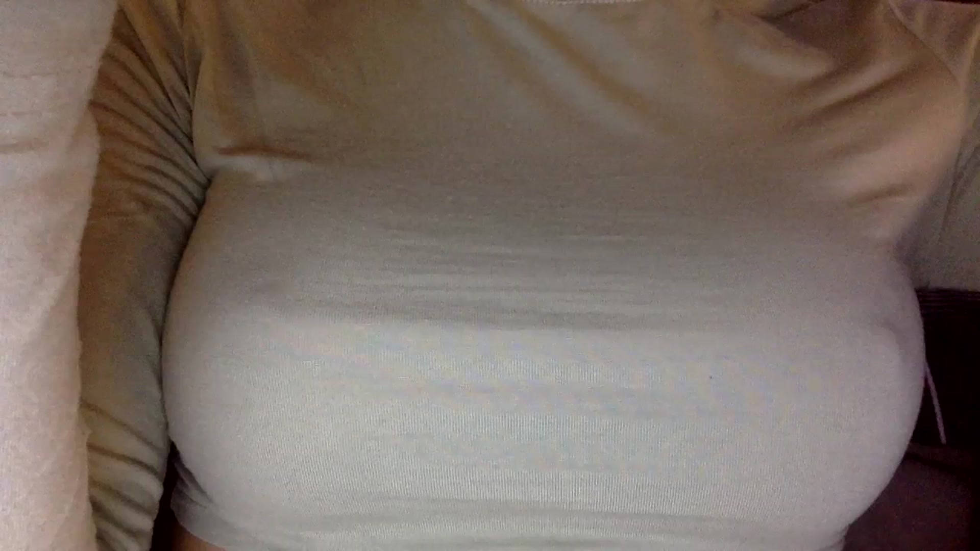 Gallery image thumbnail from EgoisticKitty's myfreecams stream on, 04/03/2024, 13:49 image 11 of 20