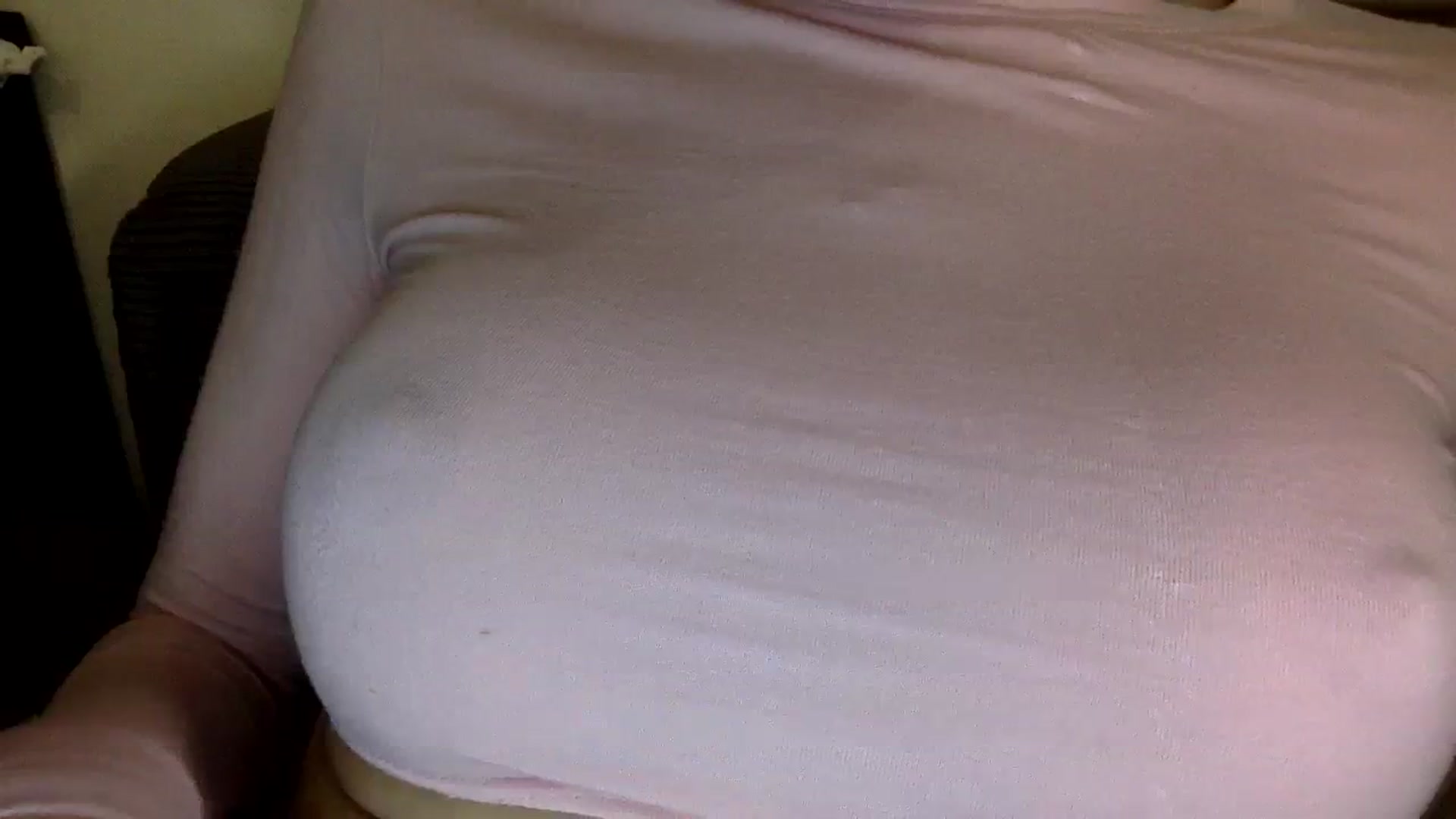 Gallery image thumbnail from EgoisticKitty's myfreecams stream on, 04/09/2024, 10:52 image 17 of 20