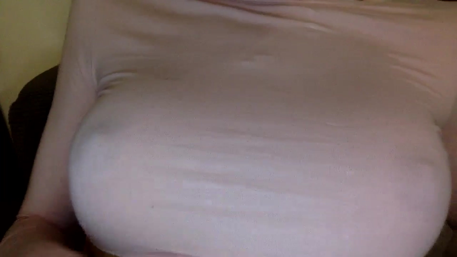 Gallery image thumbnail from EgoisticKitty's myfreecams stream on, 04/09/2024, 10:52 image 13 of 20