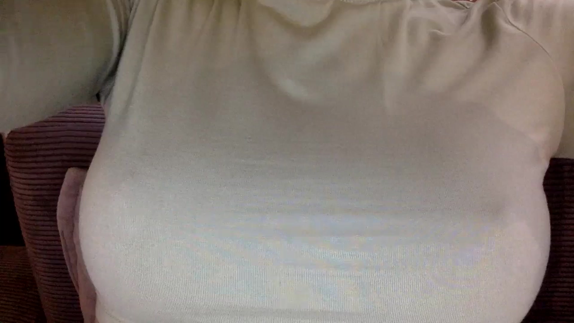 Gallery image thumbnail from EgoisticKitty's myfreecams stream on, 04/15/2024, 10:26 image 2 of 20