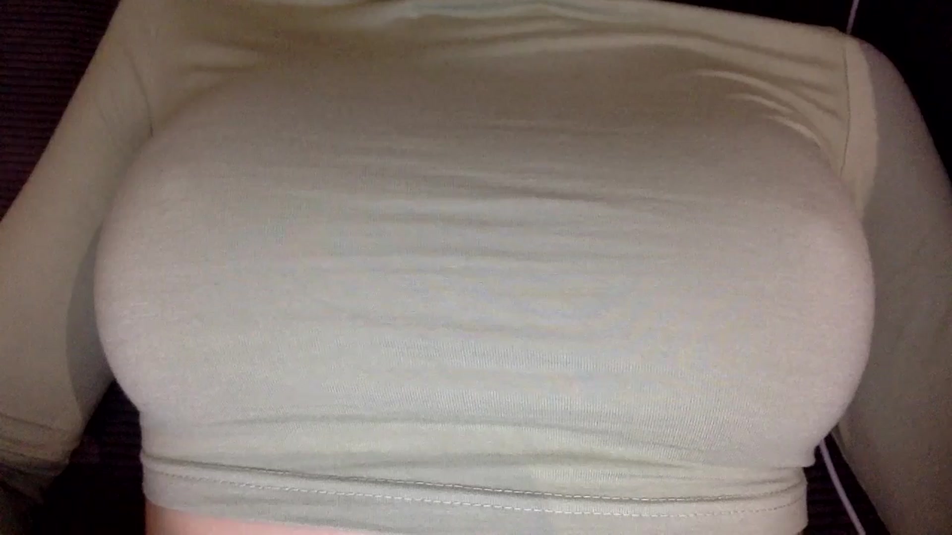 Gallery image thumbnail from EgoisticKitty's myfreecams stream on, 04/22/2024, 10:59 image 13 of 20