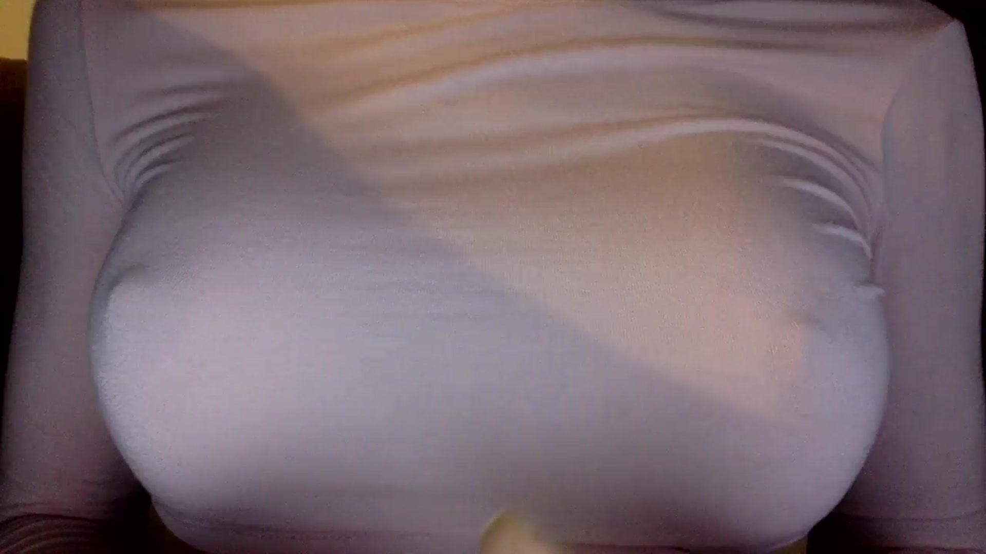 Gallery image thumbnail from EgoisticKitty's myfreecams stream on, 04/29/2024, 10:43 image 12 of 20