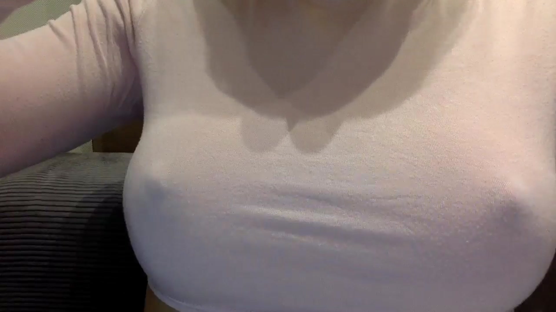 Gallery image thumbnail from EgoisticKitty's myfreecams stream on, 05/02/2024, 10:37 image 2 of 20