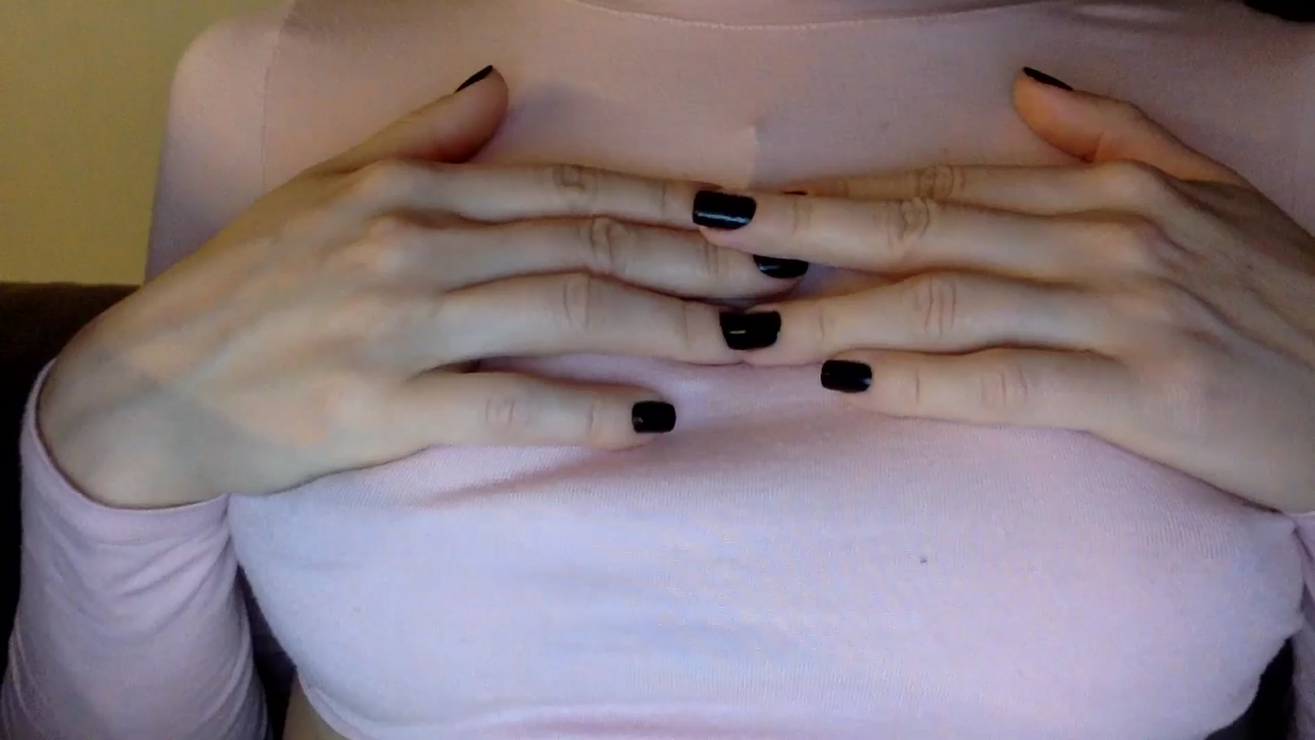 Gallery image thumbnail from EgoisticKitty's myfreecams stream on, 05/03/2024, 08:34 image 6 of 20