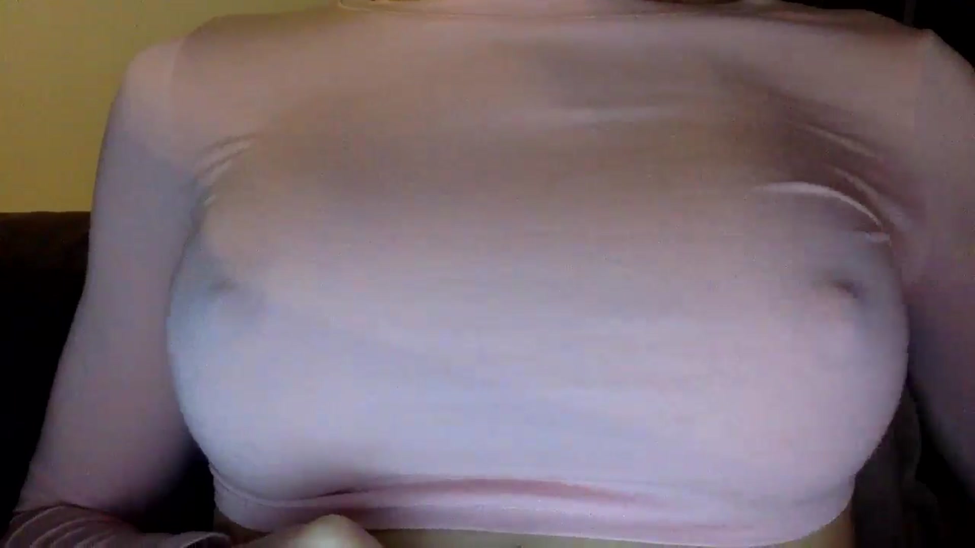 Gallery image thumbnail from EgoisticKitty's myfreecams stream on, 05/03/2024, 08:34 image 11 of 20