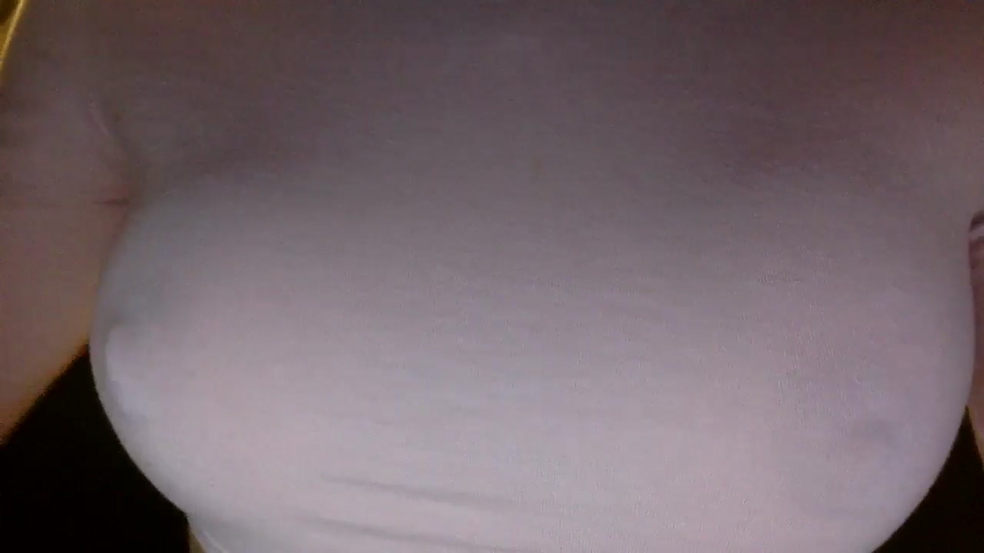 Gallery image thumbnail from EgoisticKitty's myfreecams stream on, 05/03/2024, 12:23 image 2 of 20