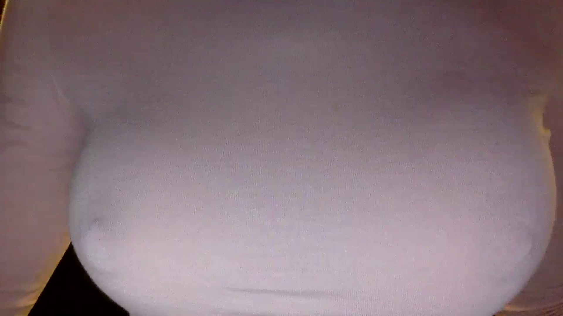 Gallery image thumbnail from EgoisticKitty's myfreecams stream on, 05/03/2024, 12:23 image 12 of 20
