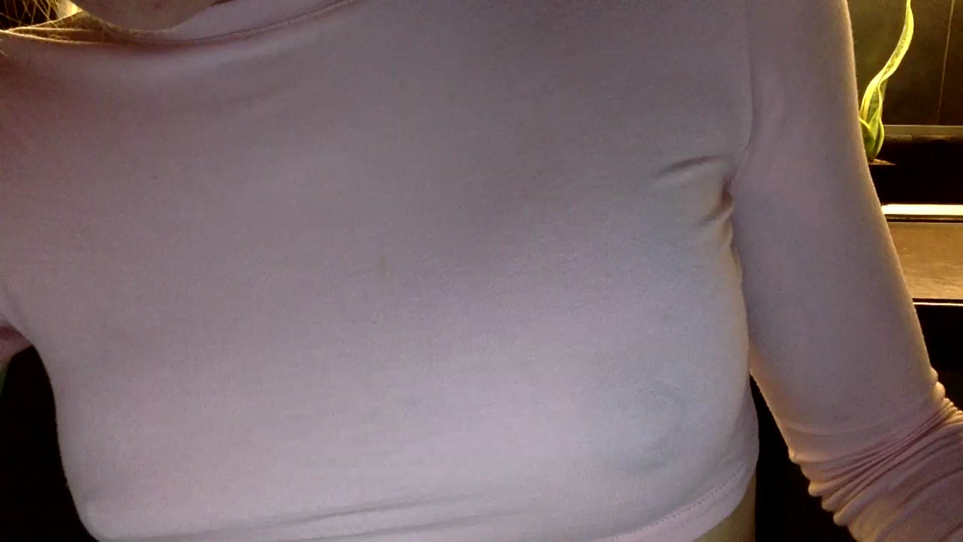 Gallery image thumbnail from EgoisticKitty's myfreecams stream on, 05/03/2024, 12:23 image 19 of 20