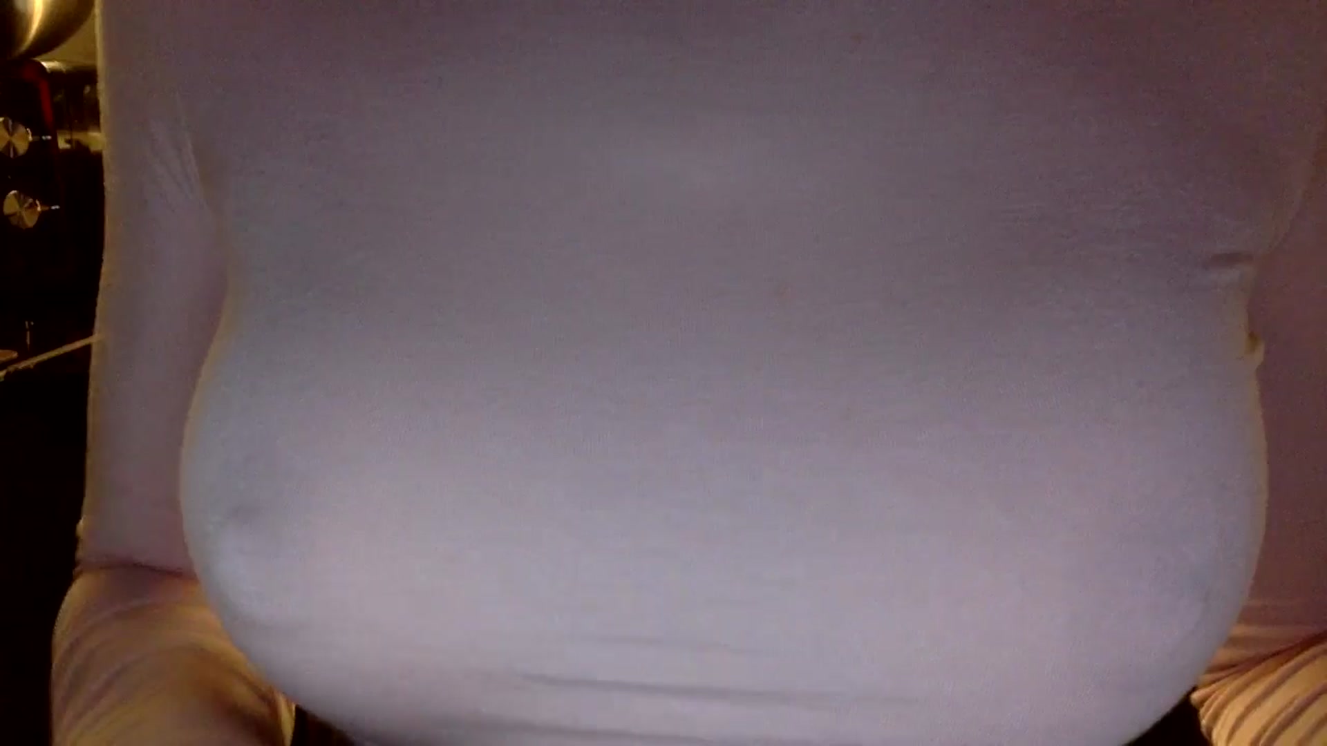 Gallery image thumbnail from EgoisticKitty's myfreecams stream on, 05/03/2024, 12:23 image 15 of 20