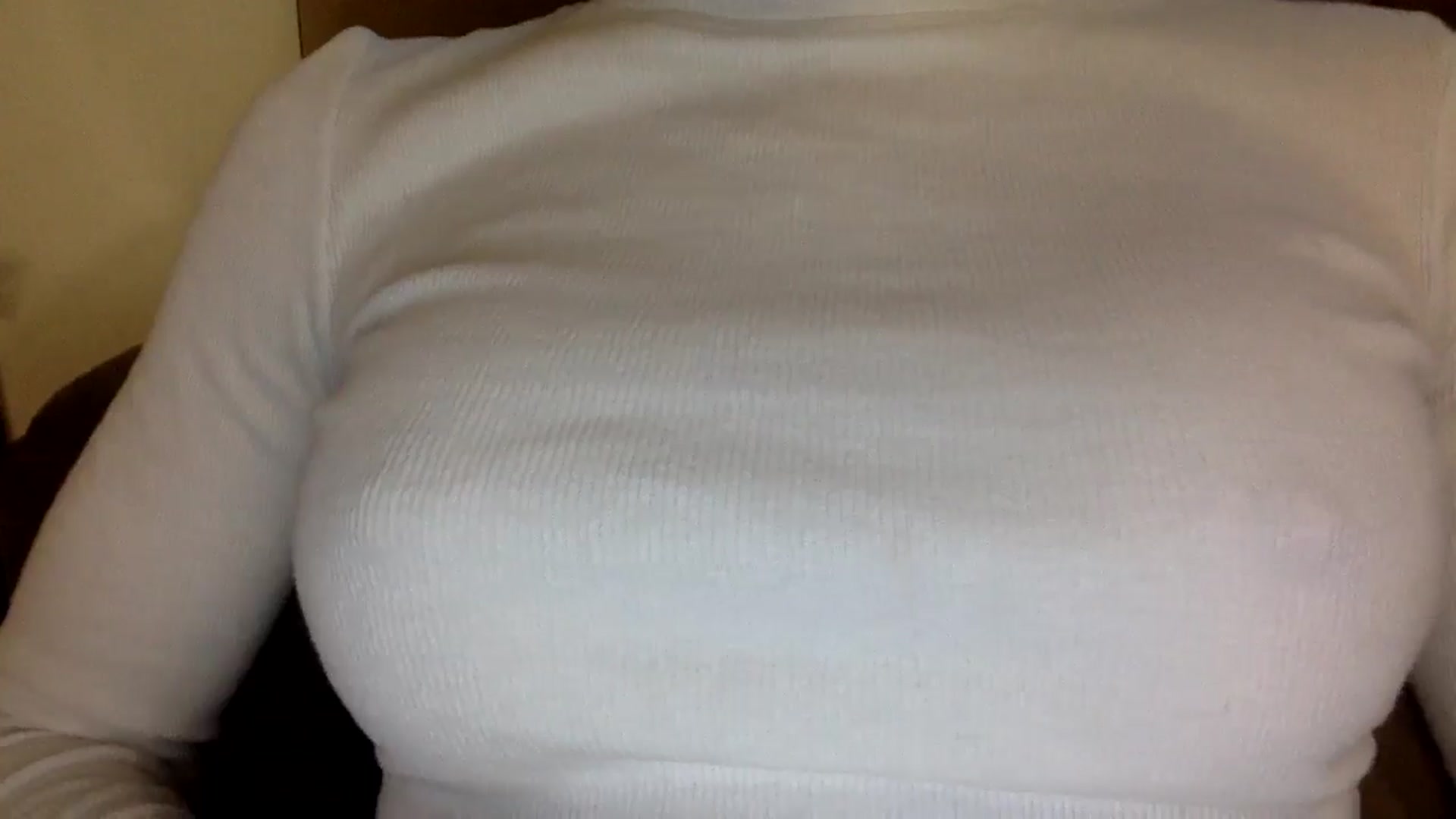 Gallery image thumbnail from EgoisticKitty's myfreecams stream on, 05/04/2024, 11:33 image 8 of 20