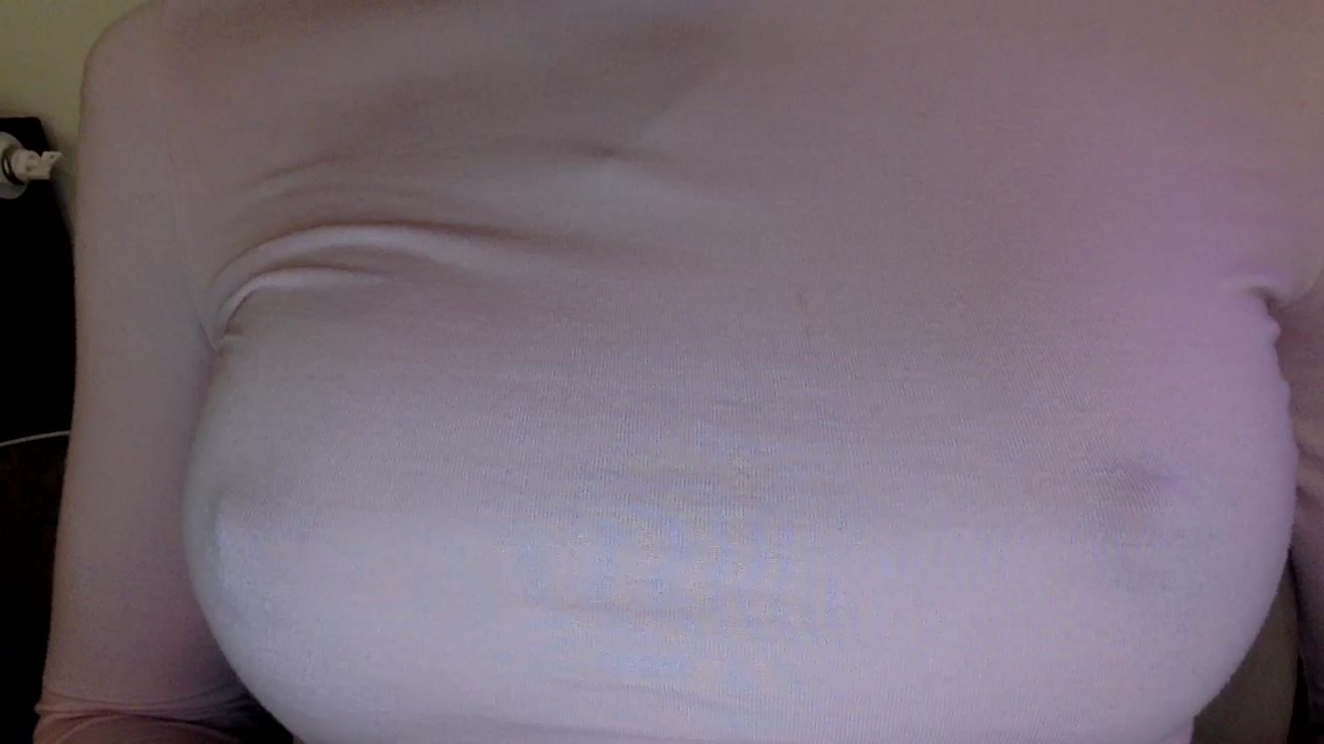 Gallery image thumbnail from EgoisticKitty's myfreecams stream on, 05/06/2024, 12:51 image 2 of 20